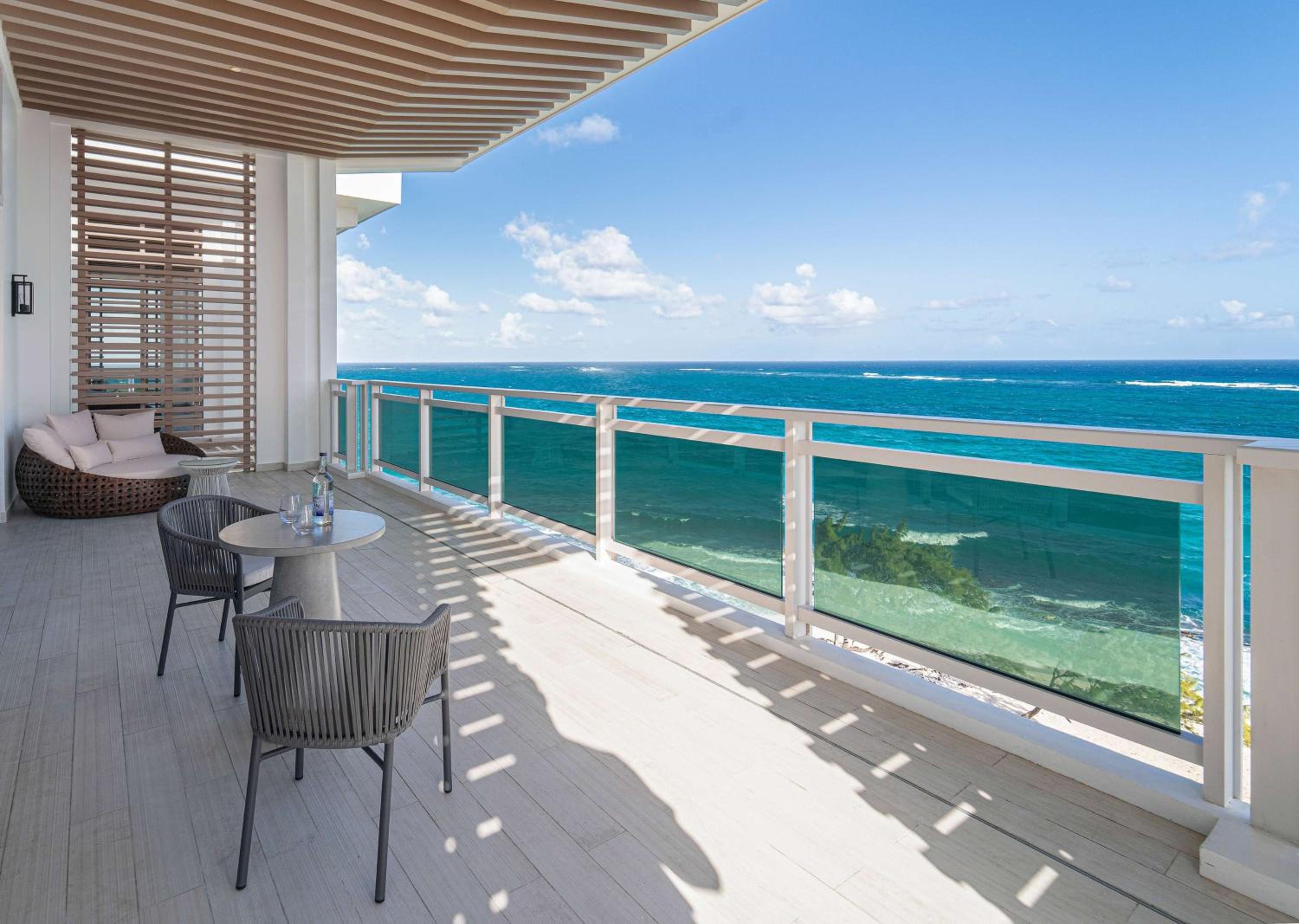 OceanOne-Bedroom Suite with Outdoor Tub