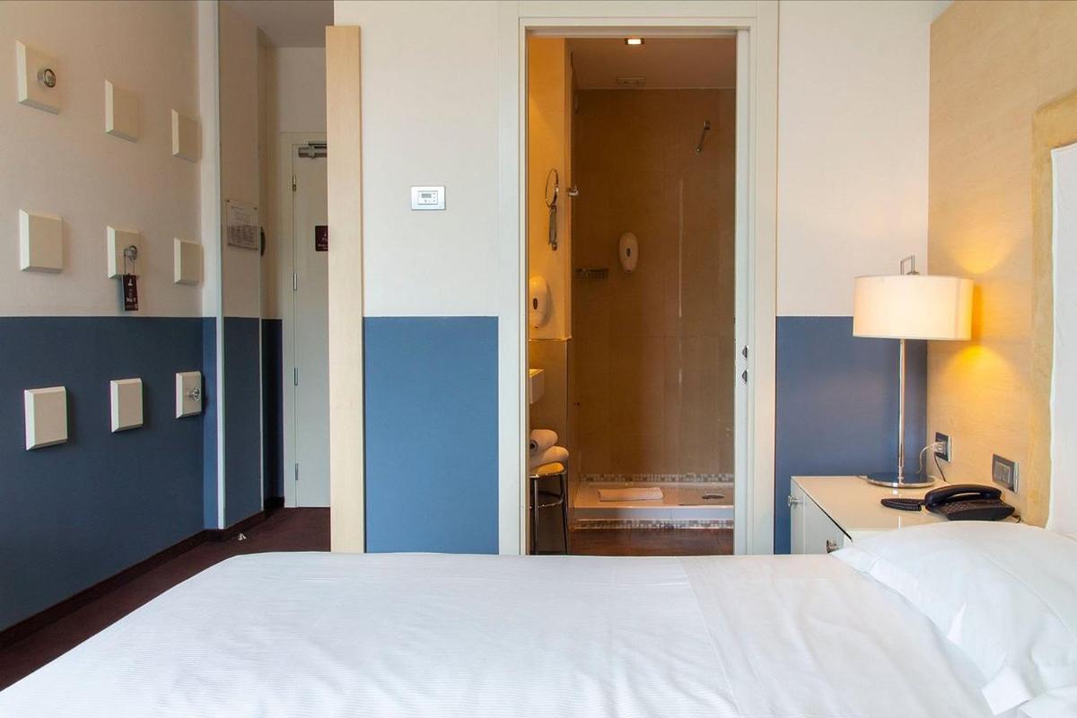 Superior Double Room - Photo 2