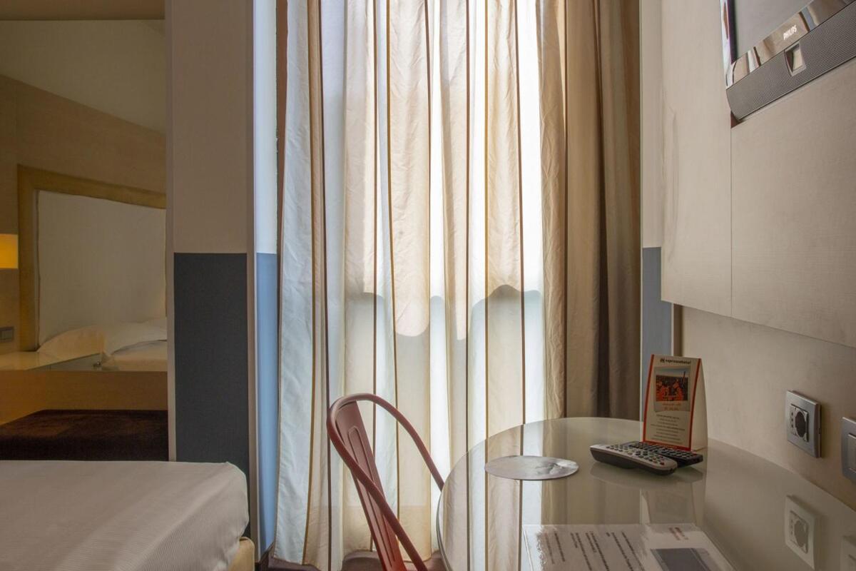 Superior Double Room - Photo 1