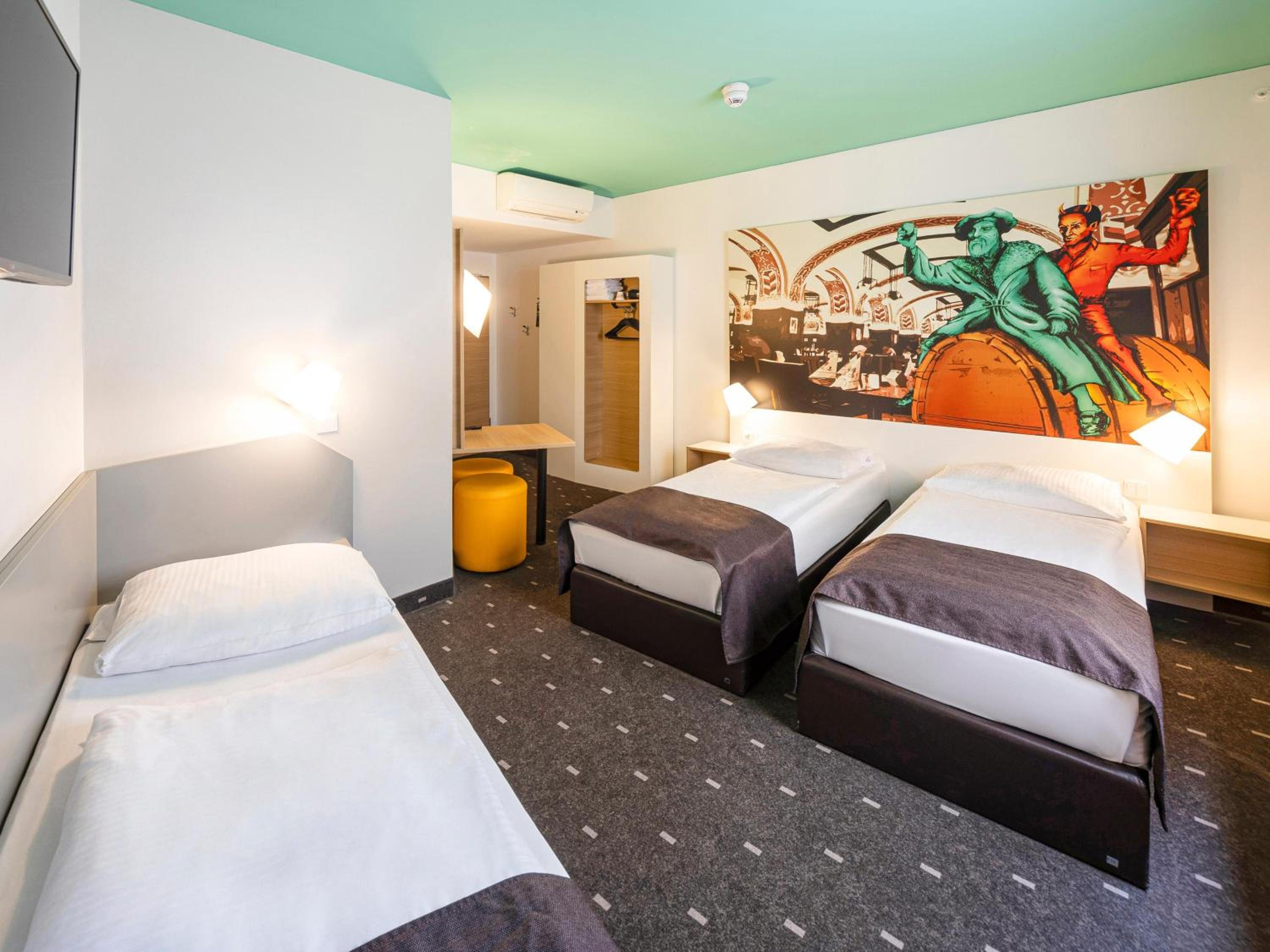 Triple Room - Photo 1