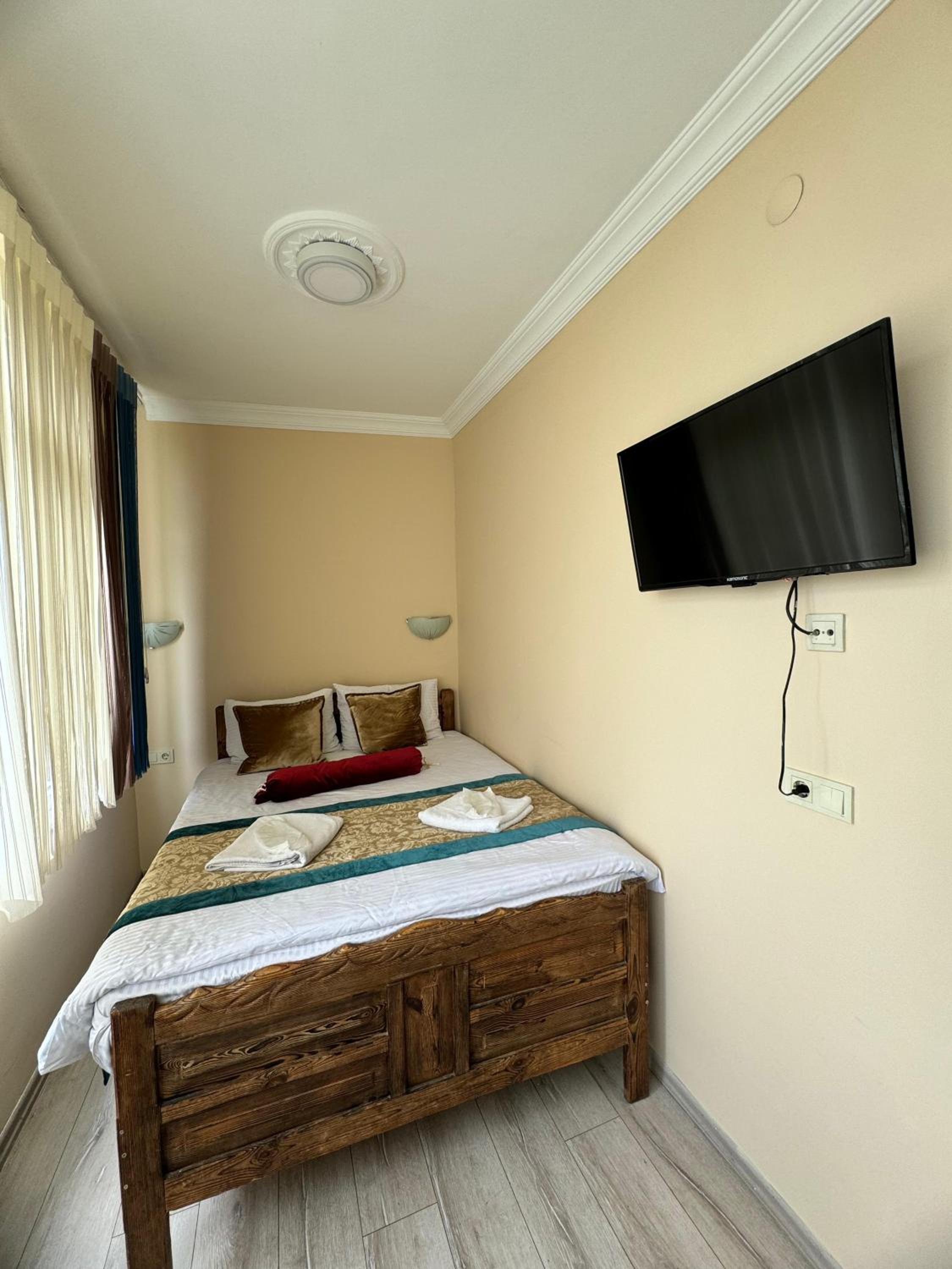 Deluxe Triple Room with Sea View photo 2