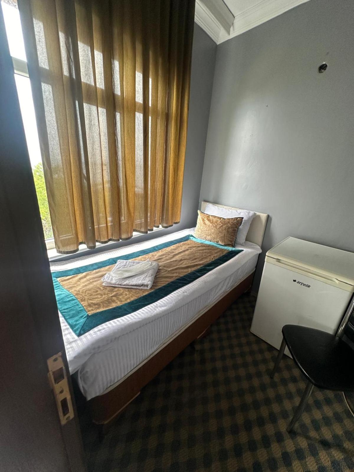 Deluxe Triple Room with Sea View photo 3