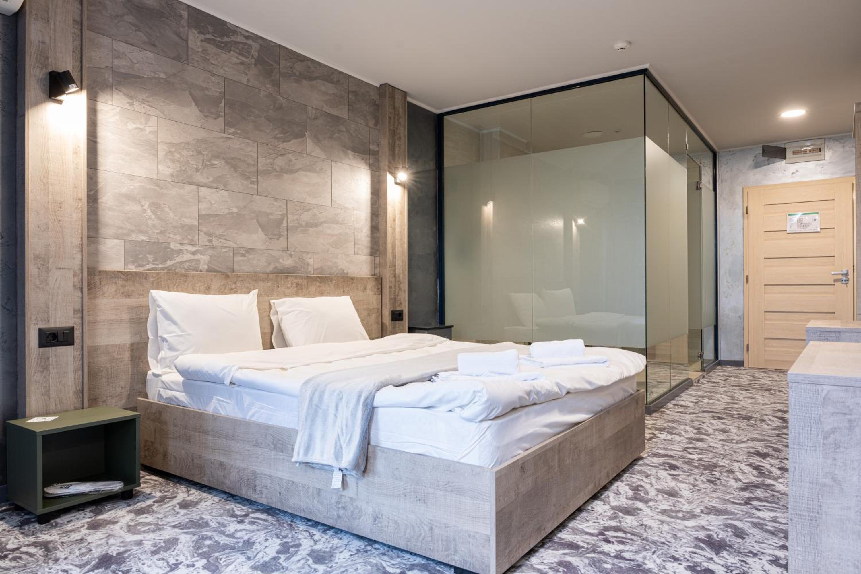 Double Room with Balcony photo 3