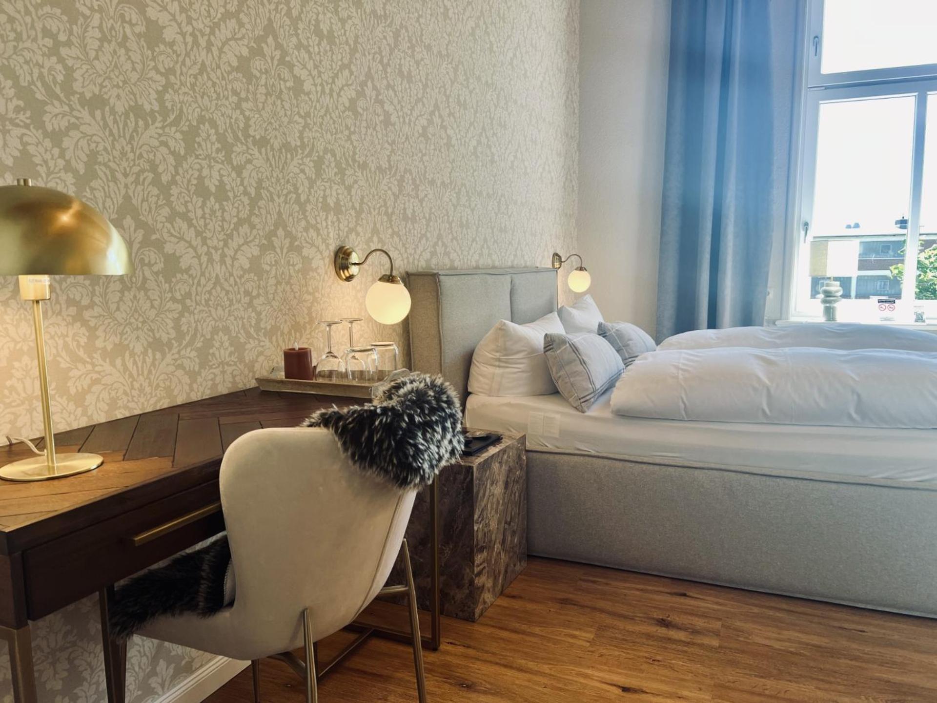 Double Room 1st floor with Harbor View - Photo 3