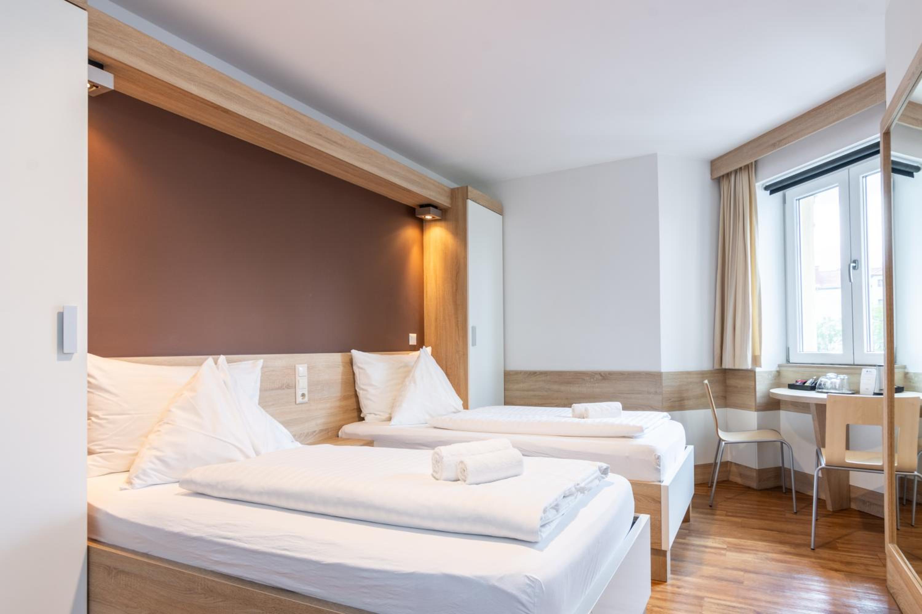 Standard Twin Room photo 1
