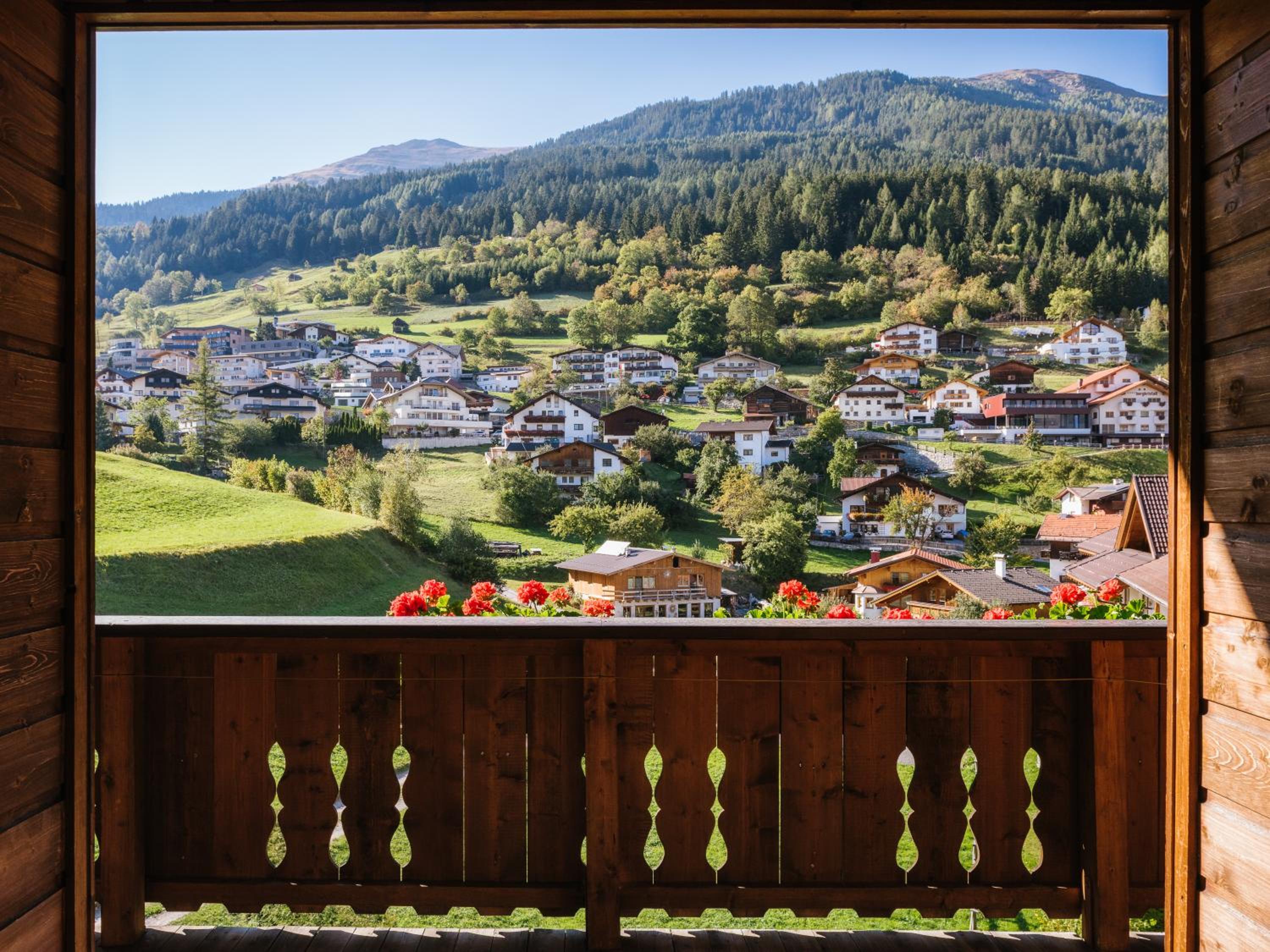 Double Room with Shared Balcony photo 2