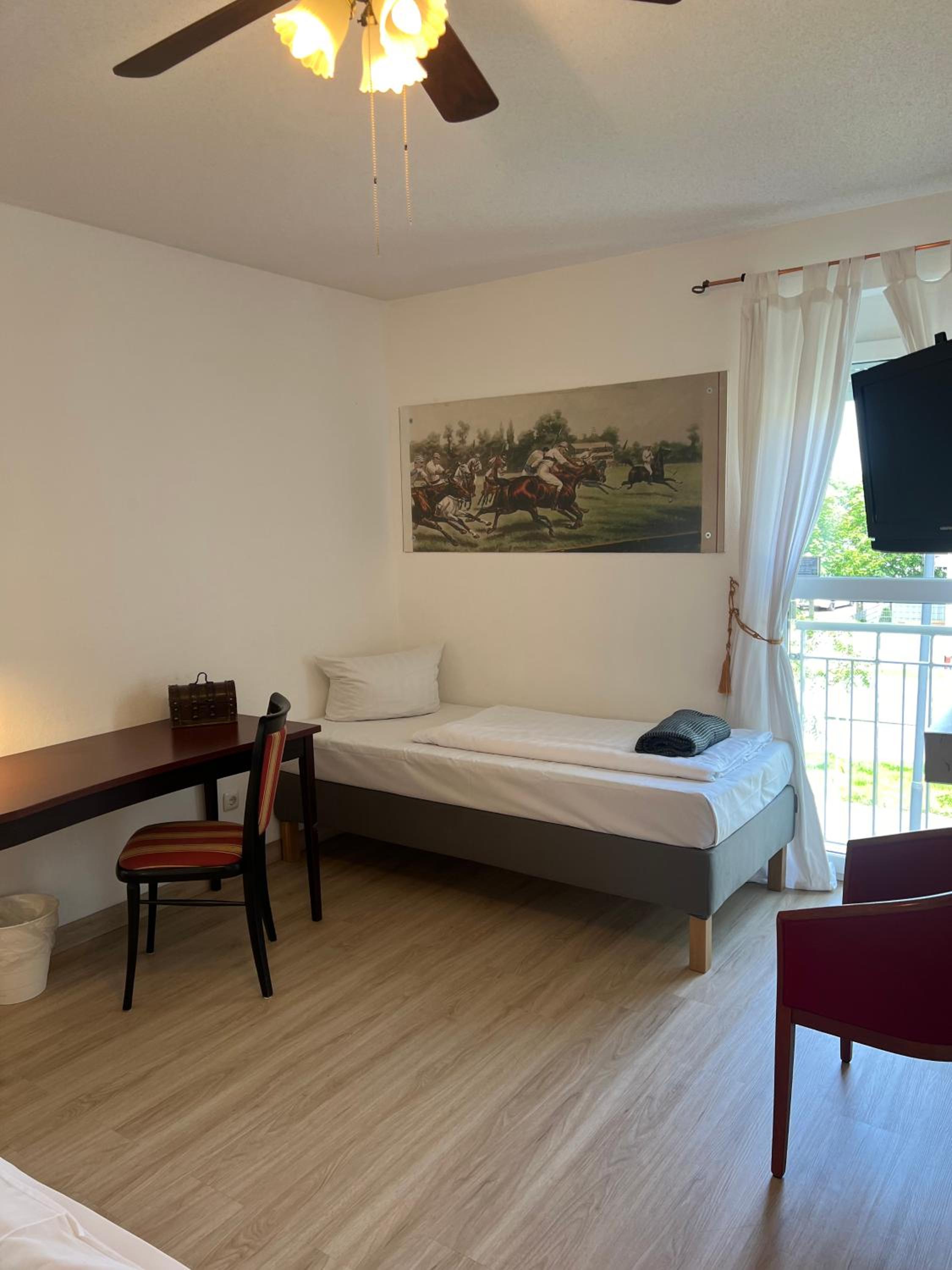 Triple Room - Photo 2