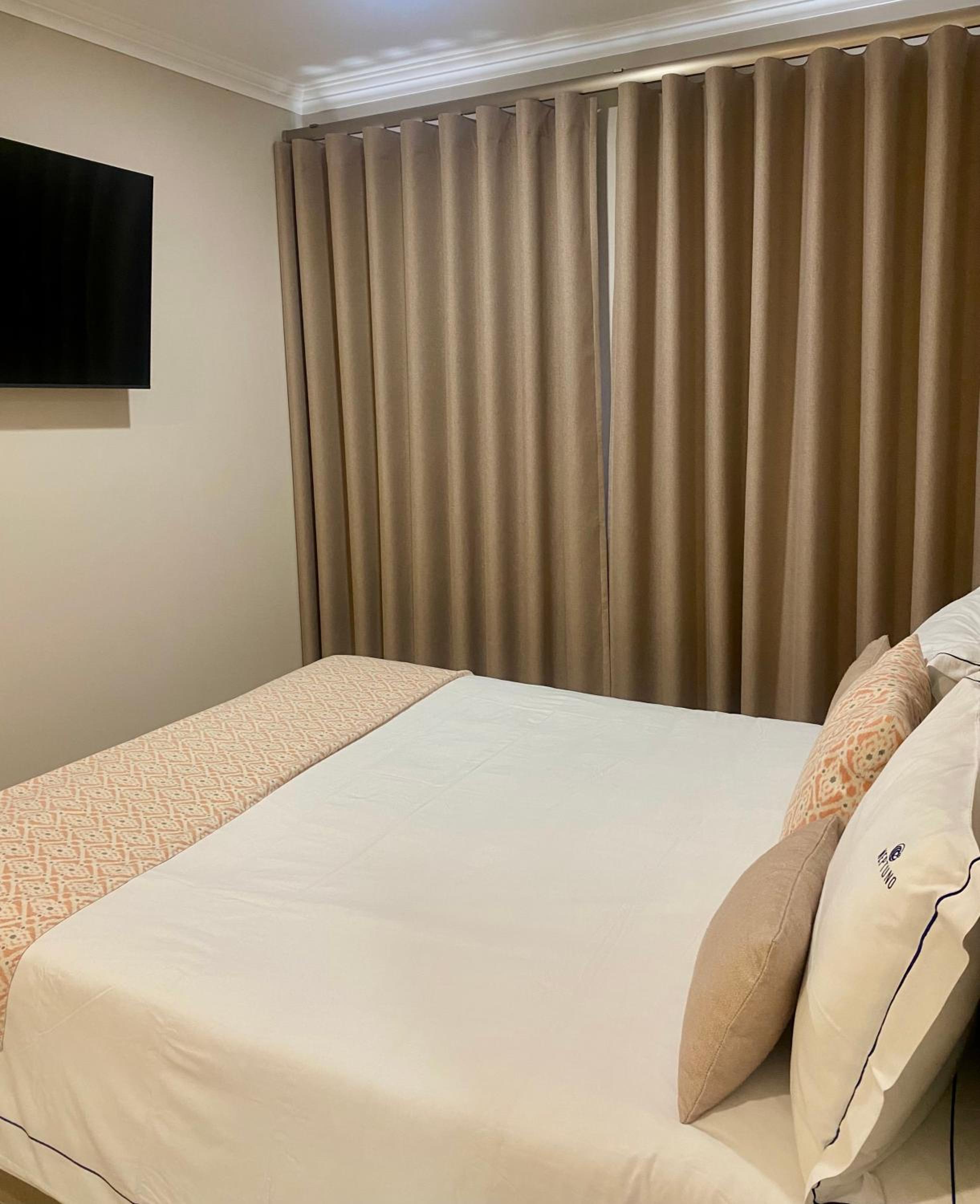 Double Room - Disability Access photo 2