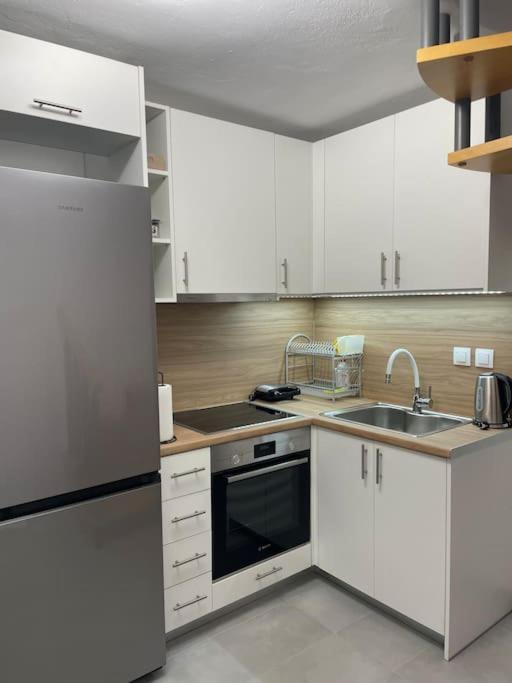 Two-Bedroom House photo 2