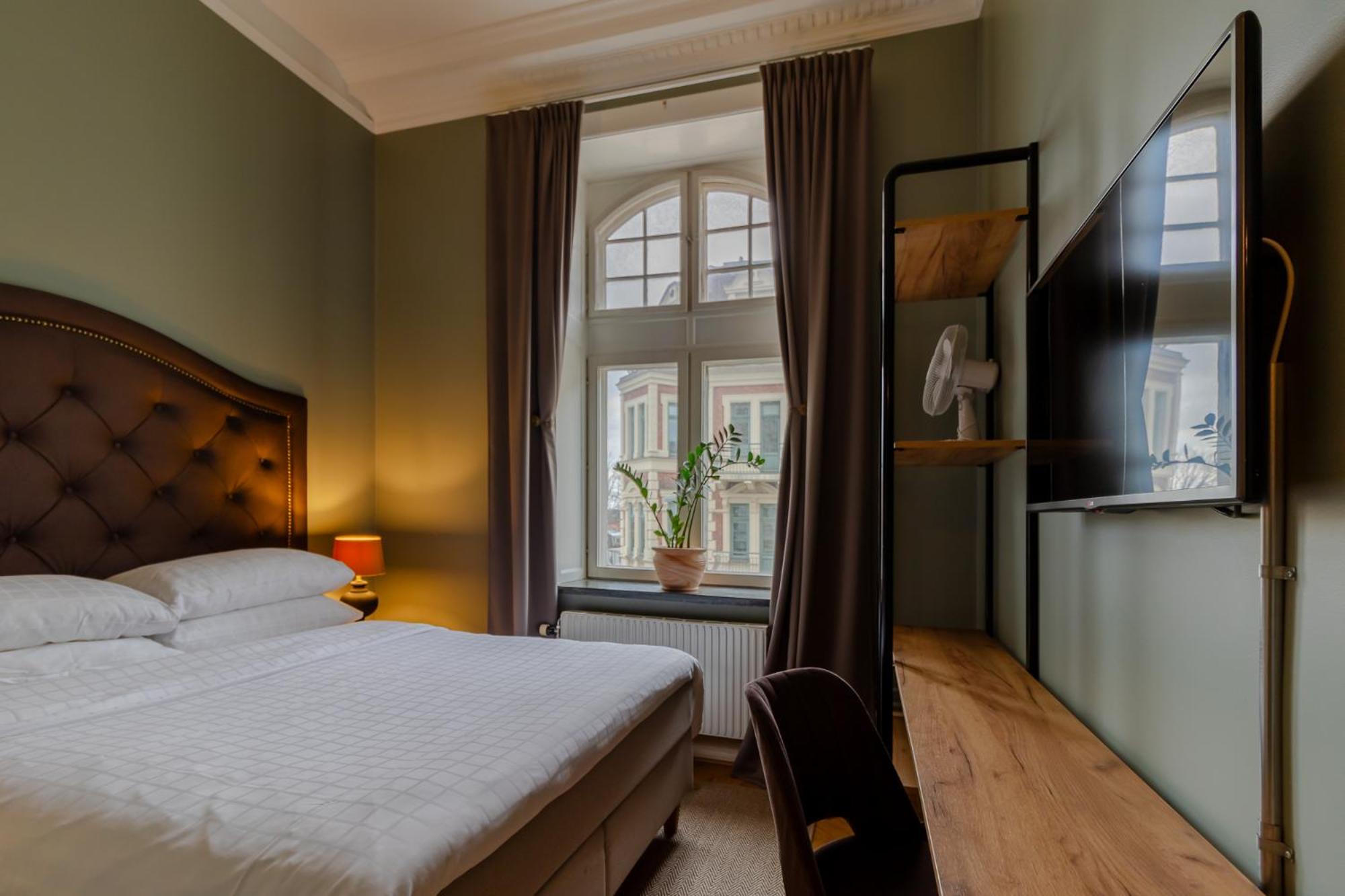 Superior Single Room