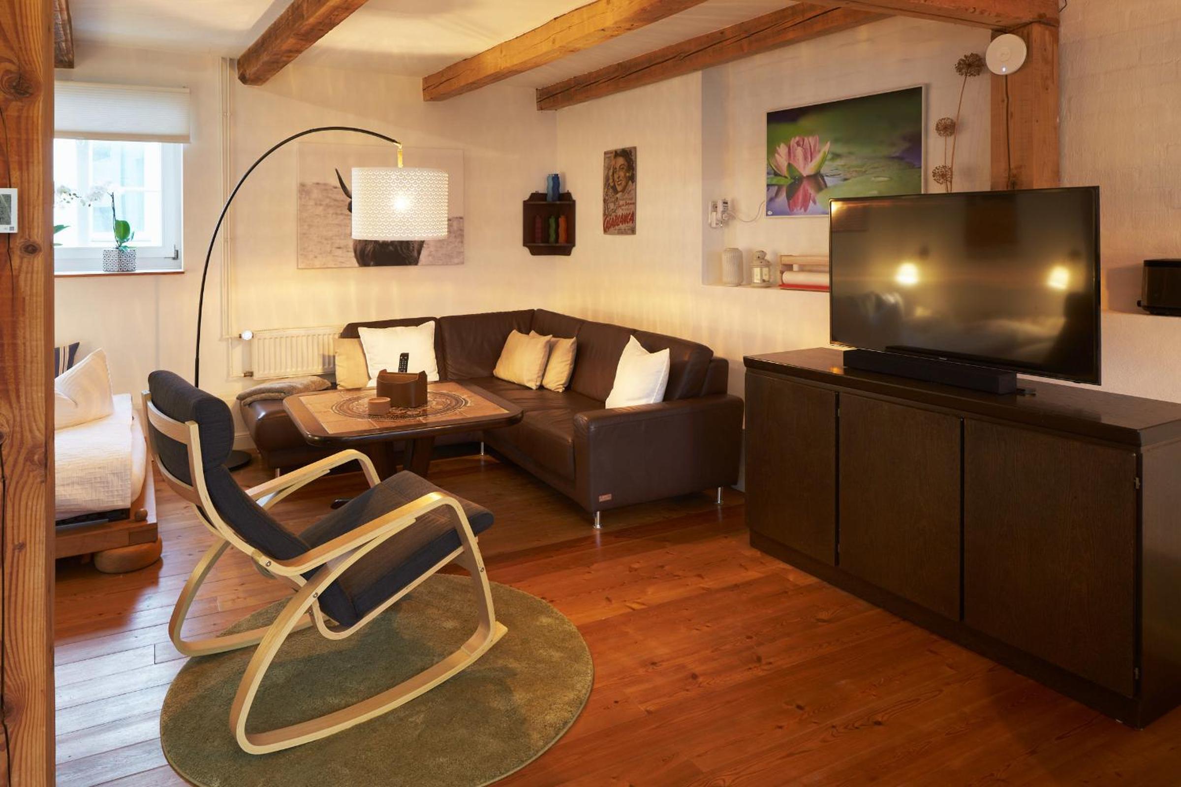 Apartment photo 2