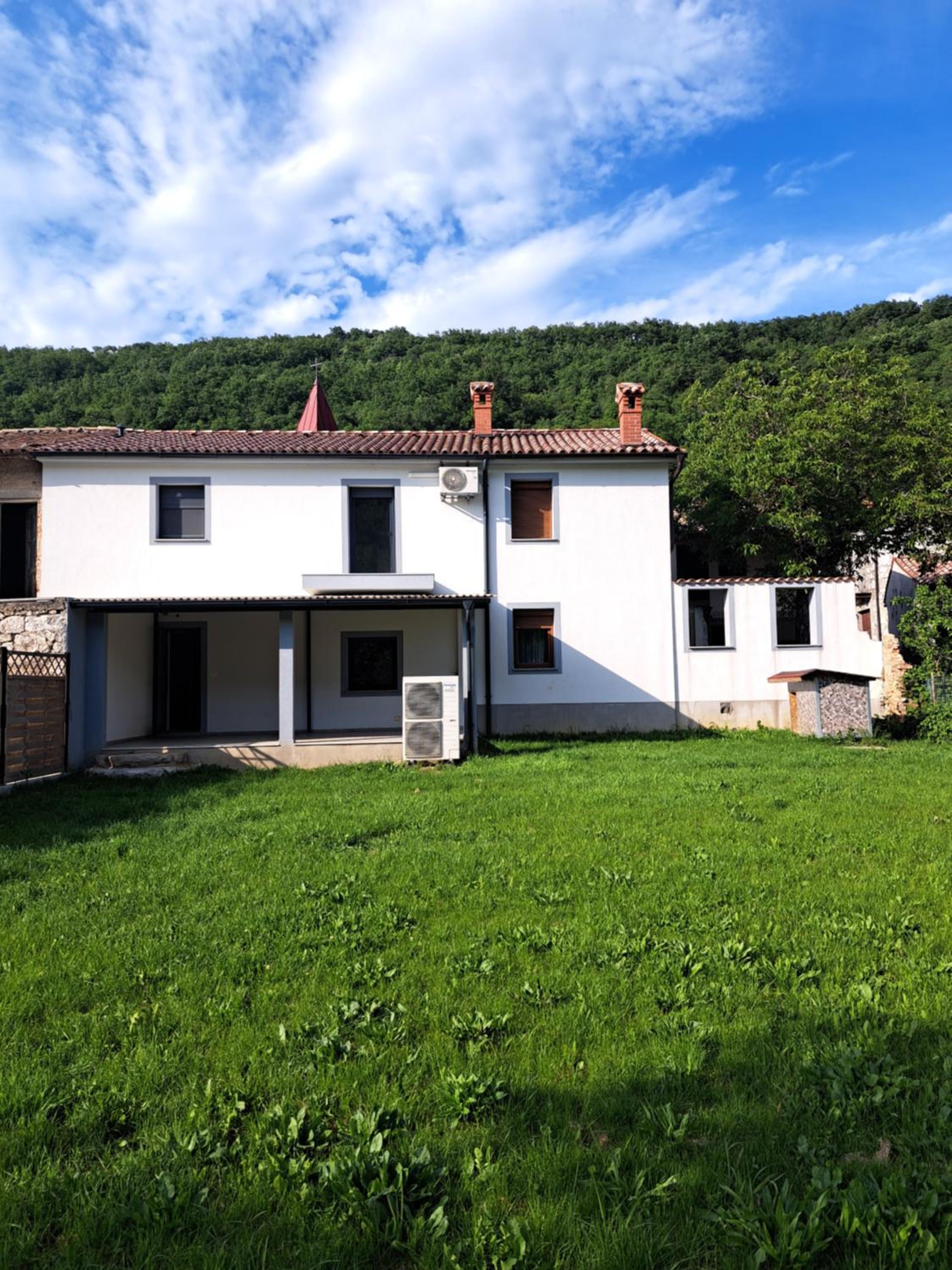 Three-Bedroom House photo 1