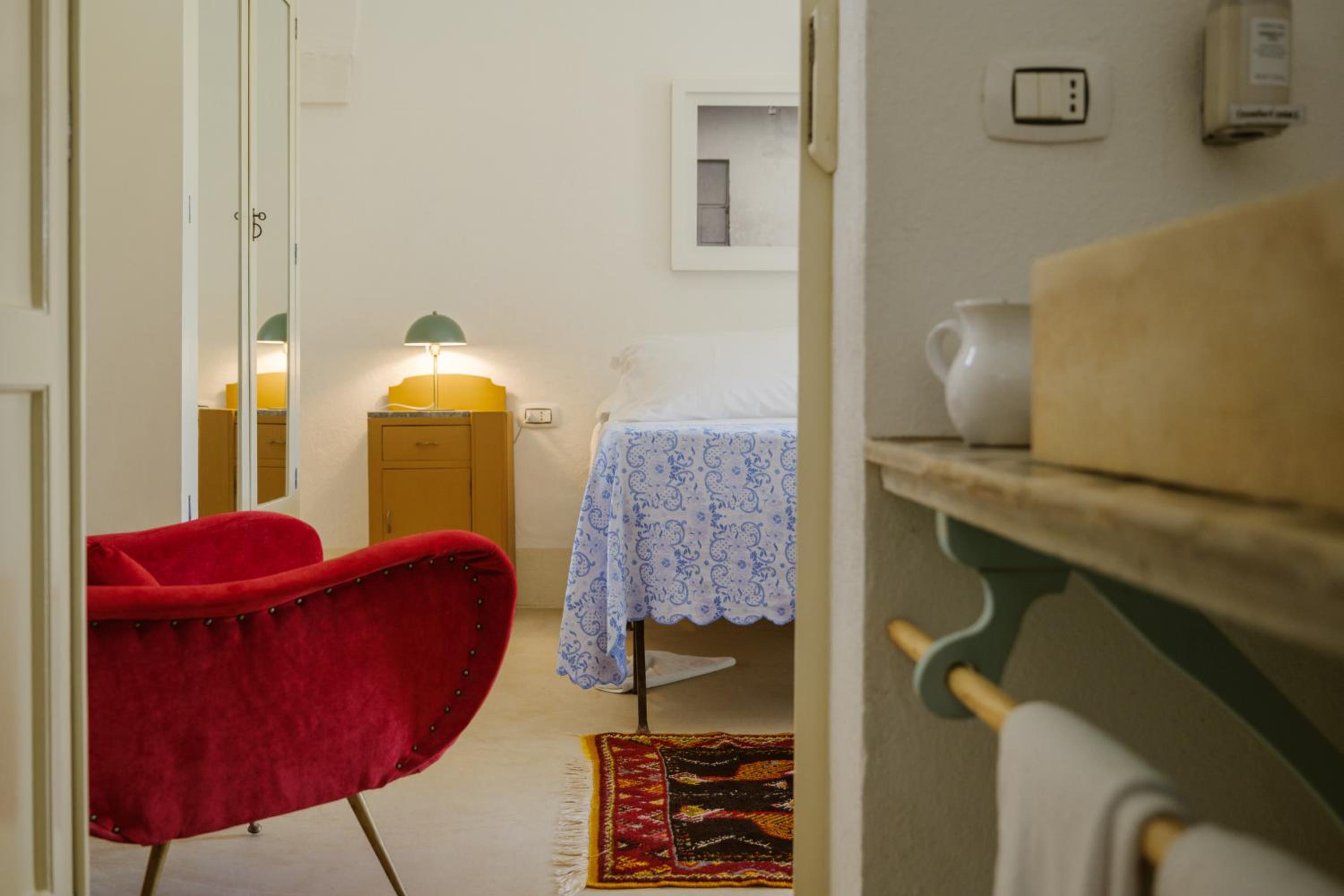 Deluxe Double Room with Patio - Photo 1