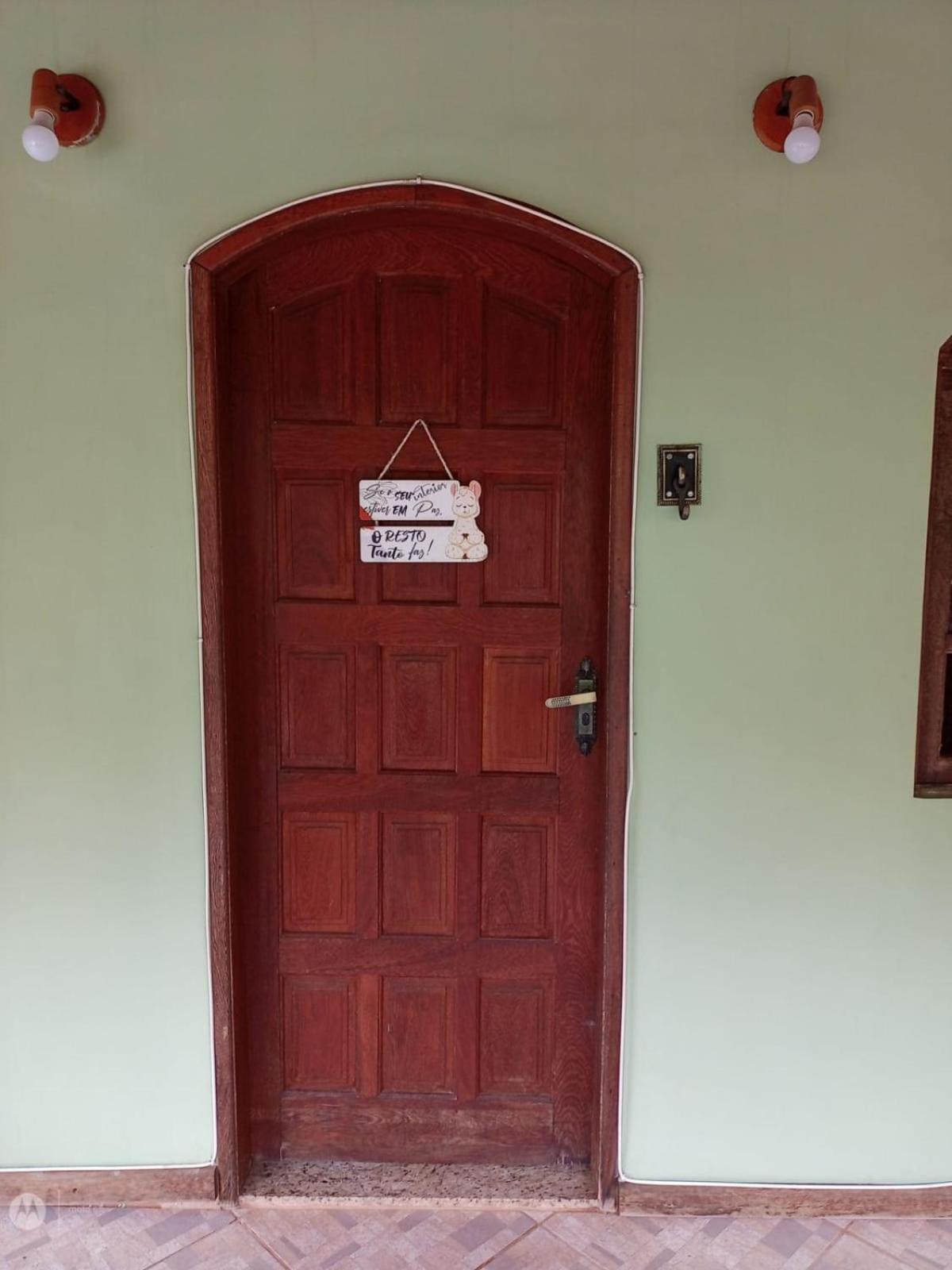 Three-Bedroom House photo 3