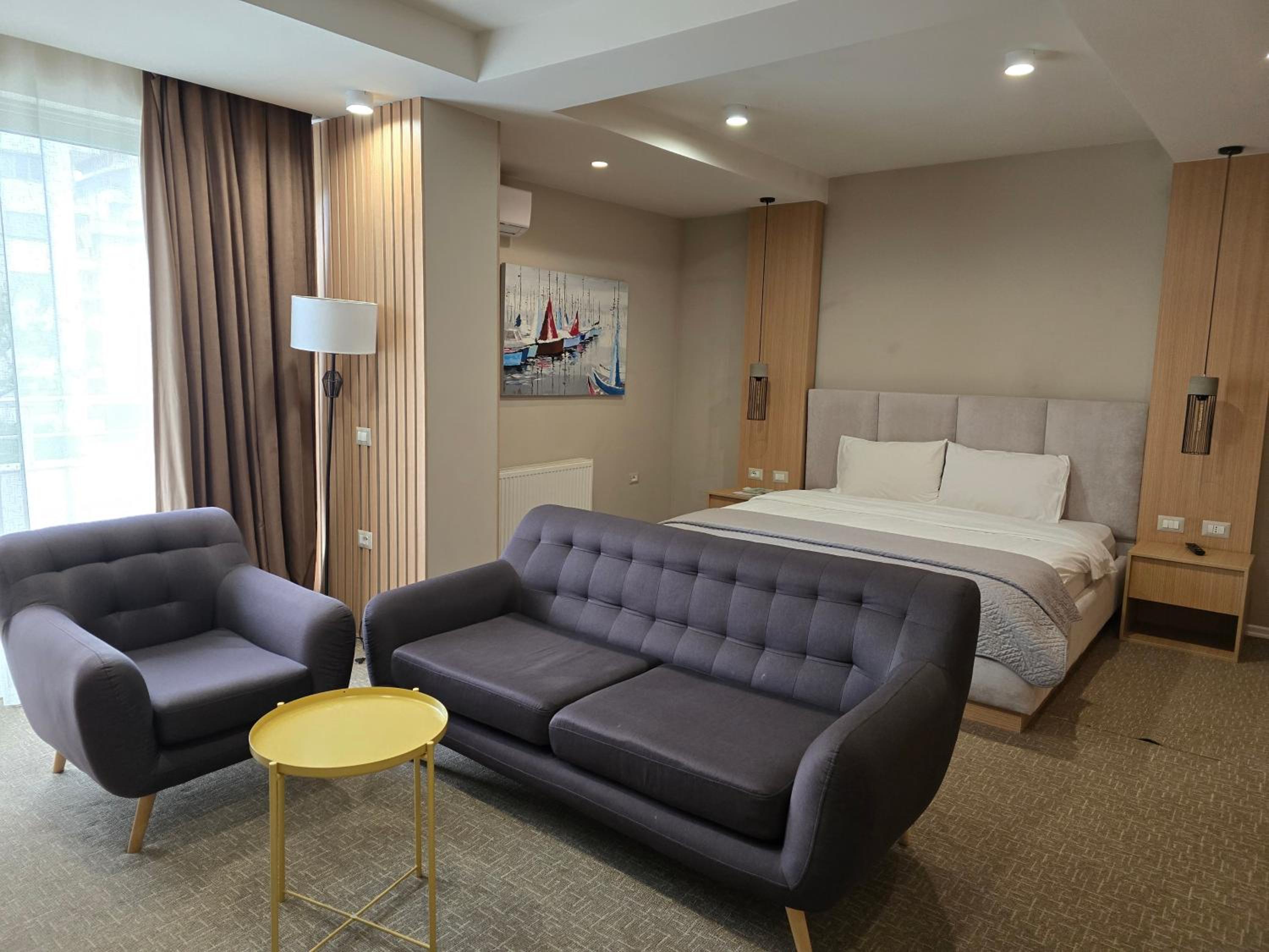 Deluxe Junior Suite