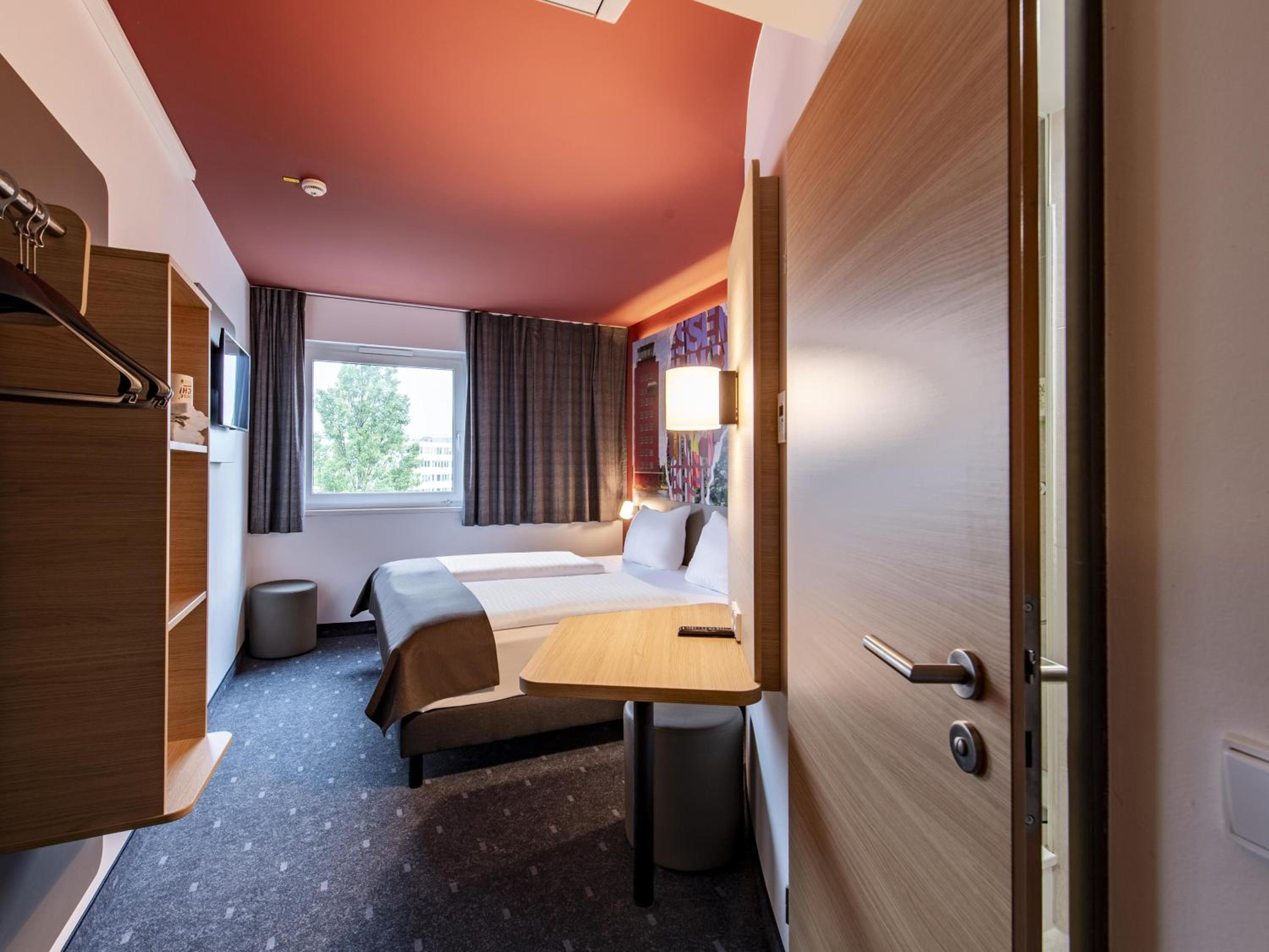 Double Room - Photo 4