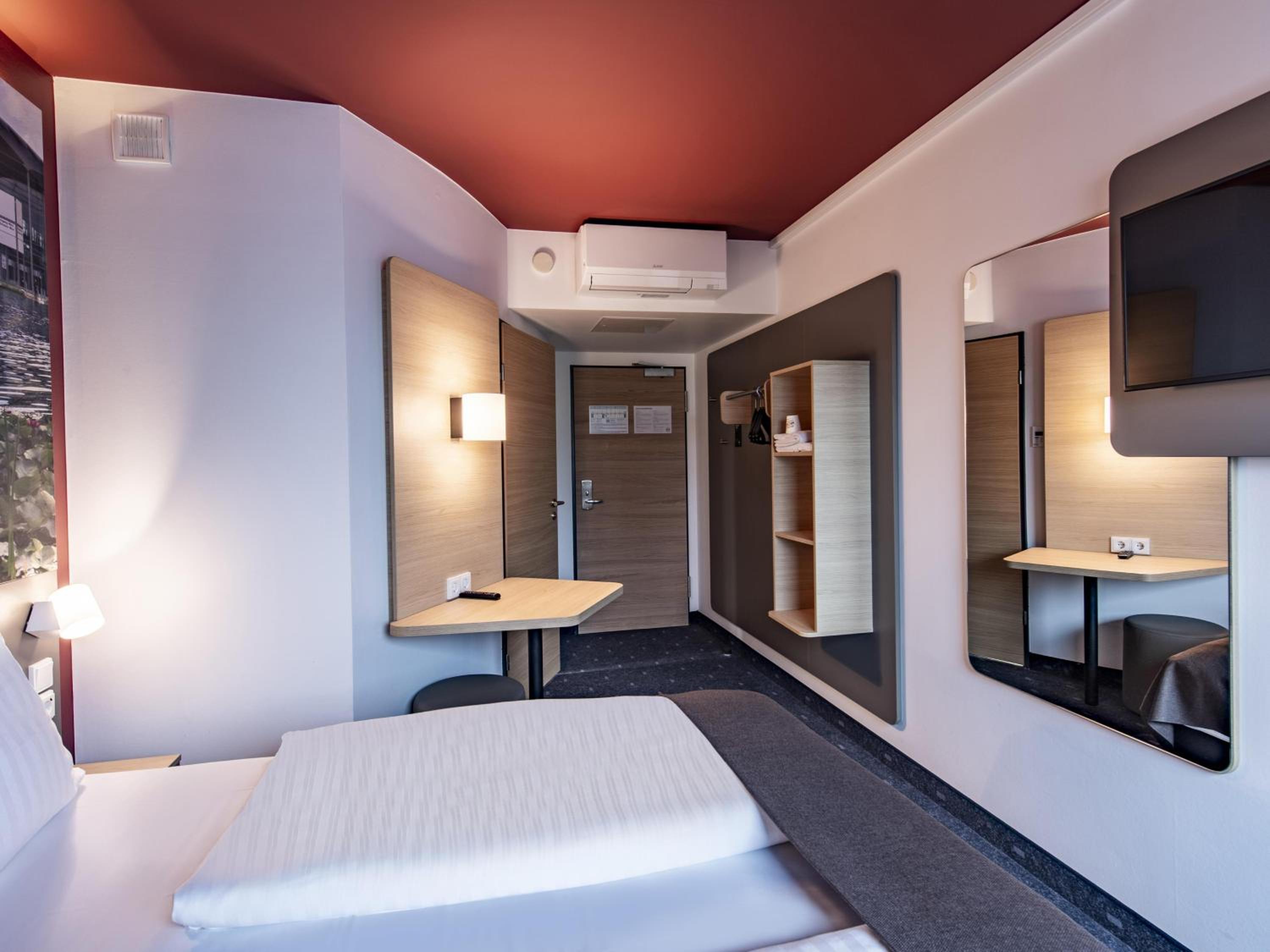 Double Room - Photo 2