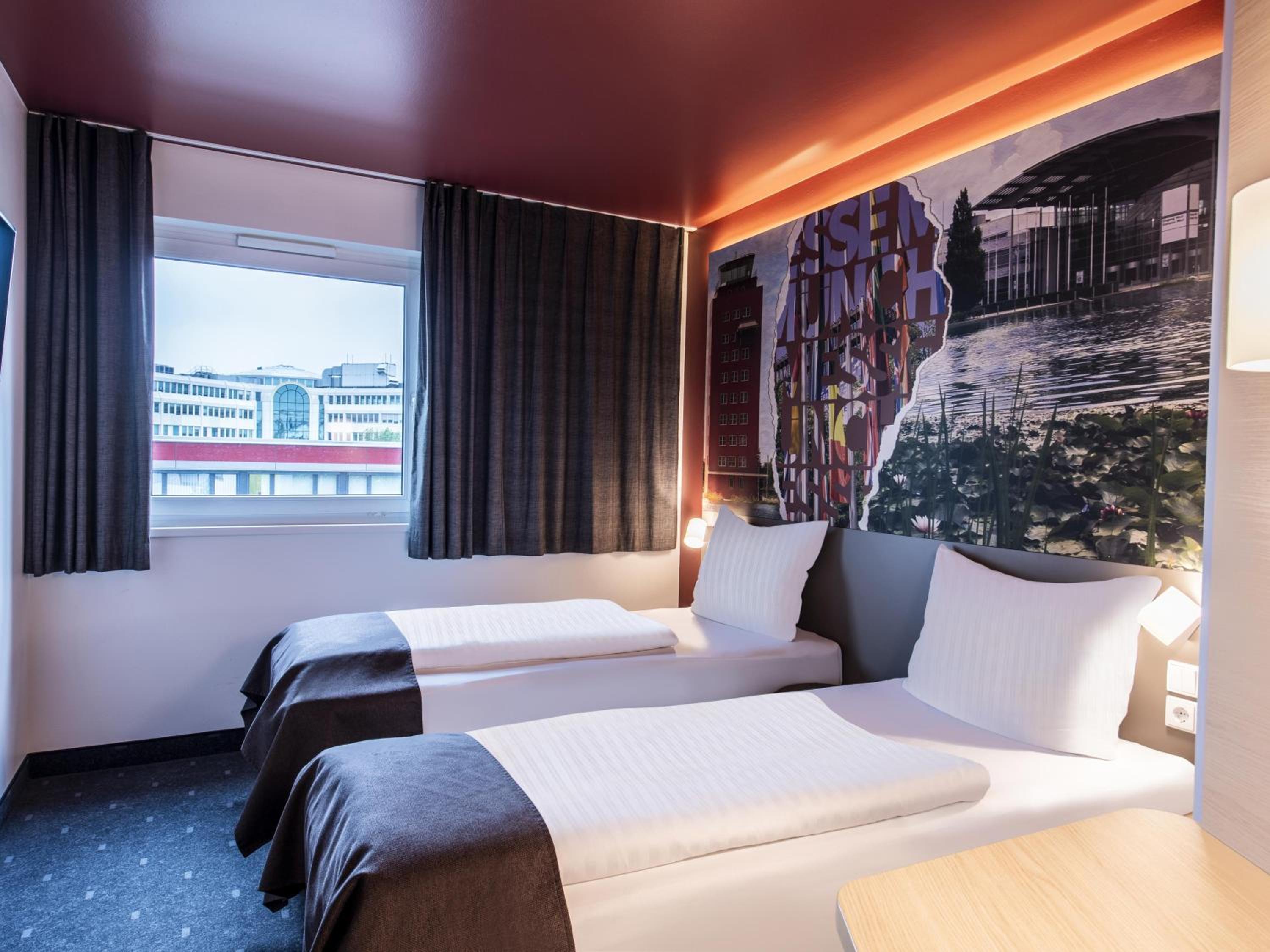 Twin Room - Photo 1