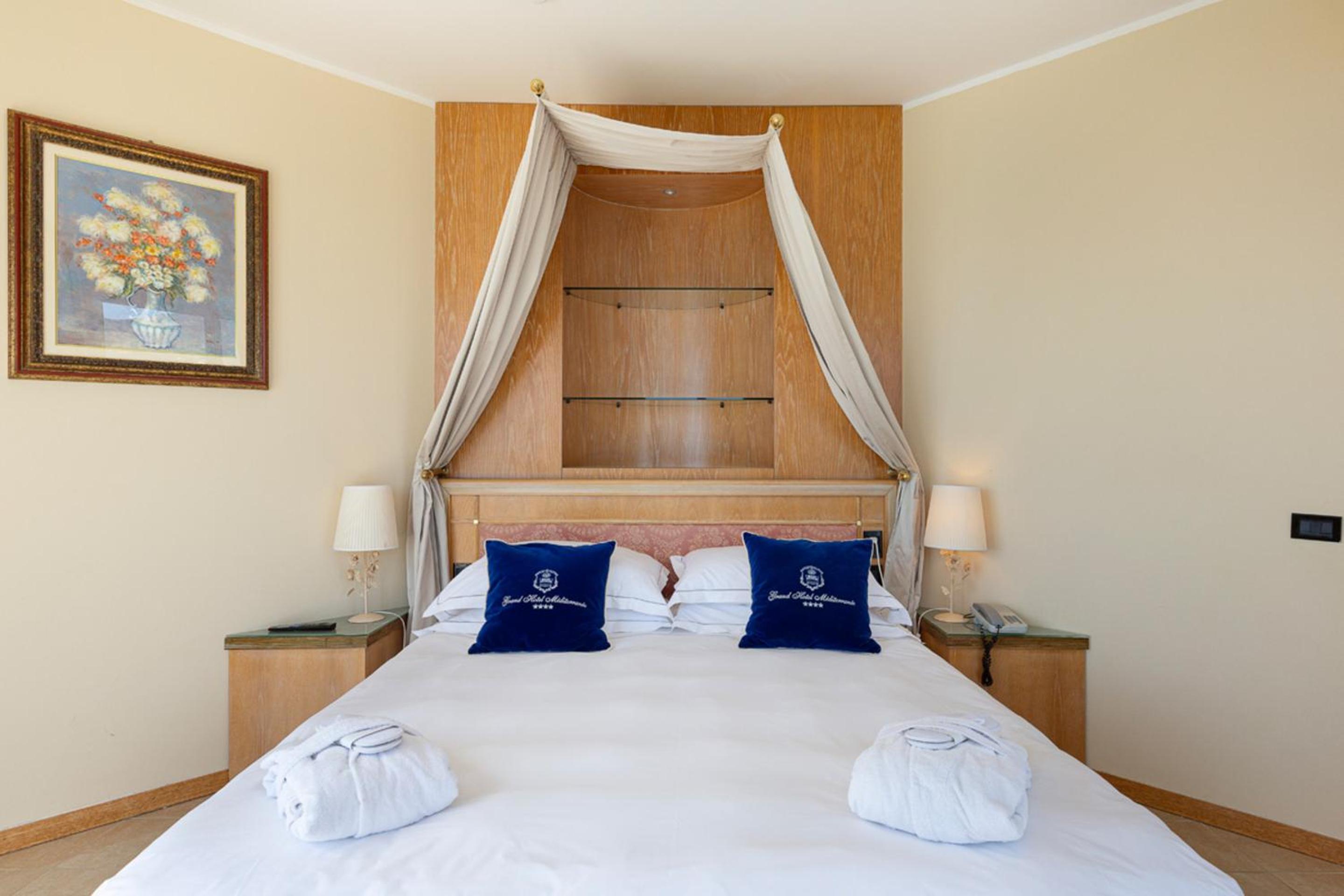 Executive Suite with Terrace - Photo 12