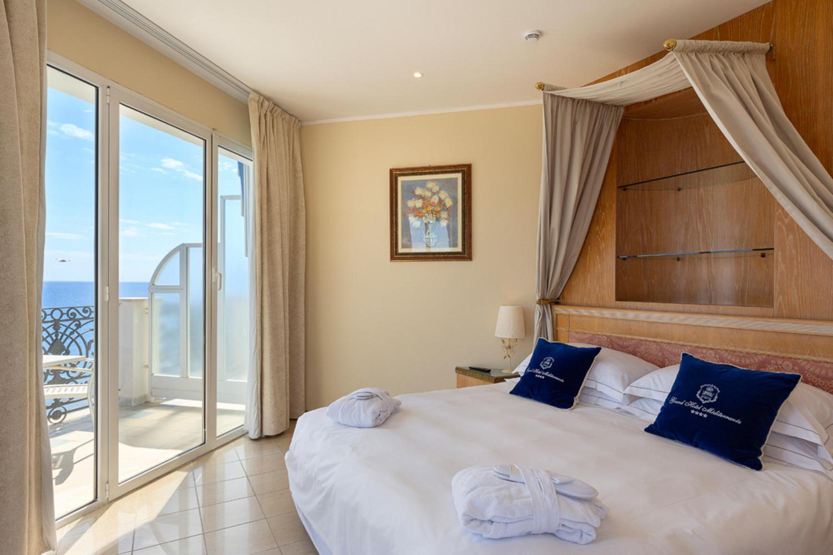 Executive Suite with Terrace - Photo 9