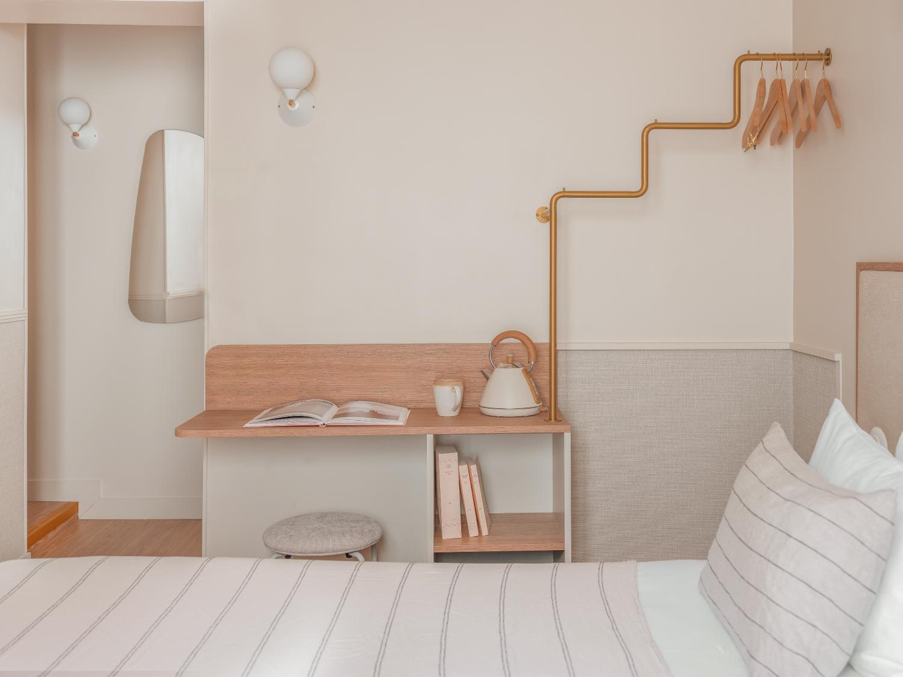 Large Double or Twin Room