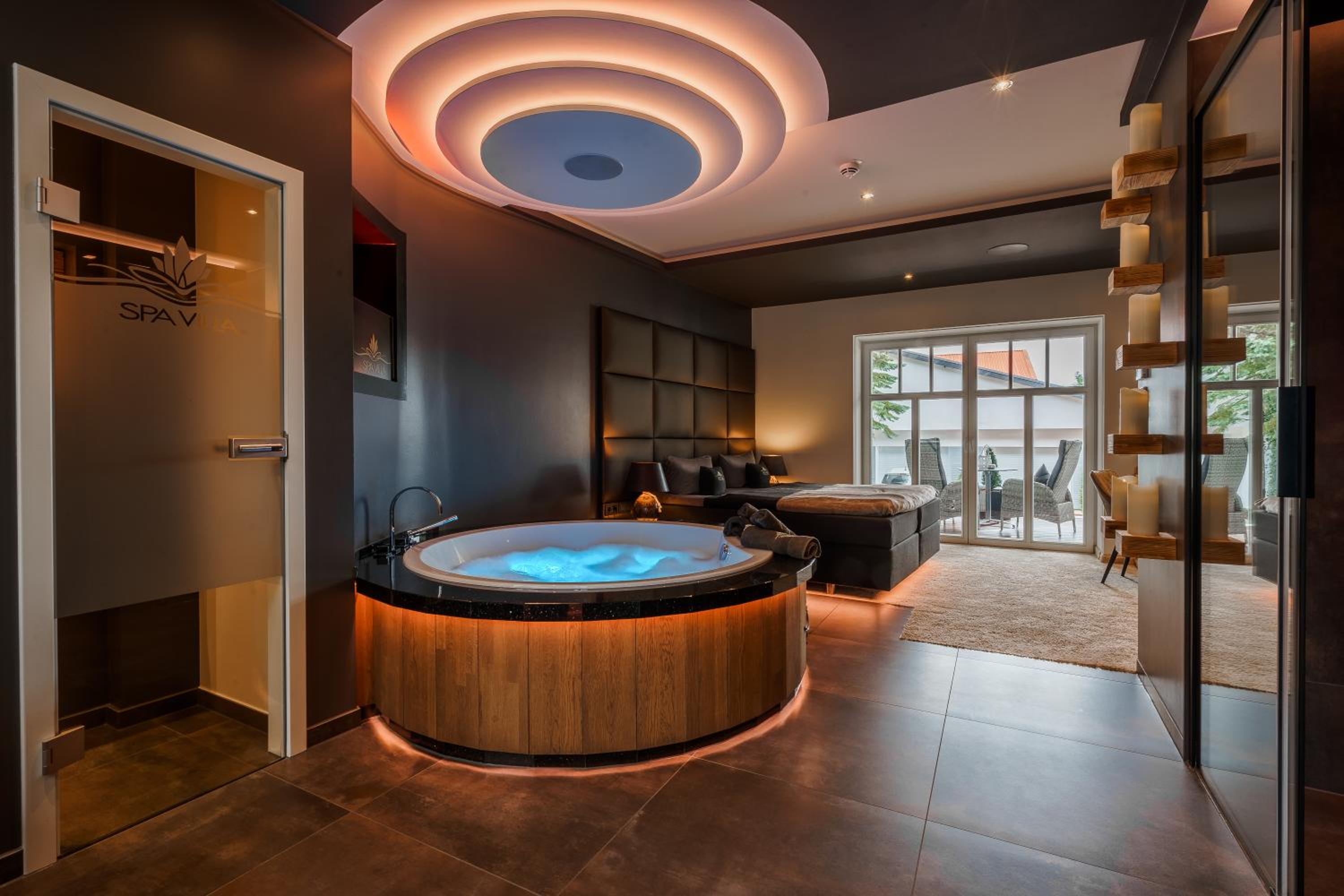 Luxus-Spa-Suite ,,Rosentraum'' photo 2