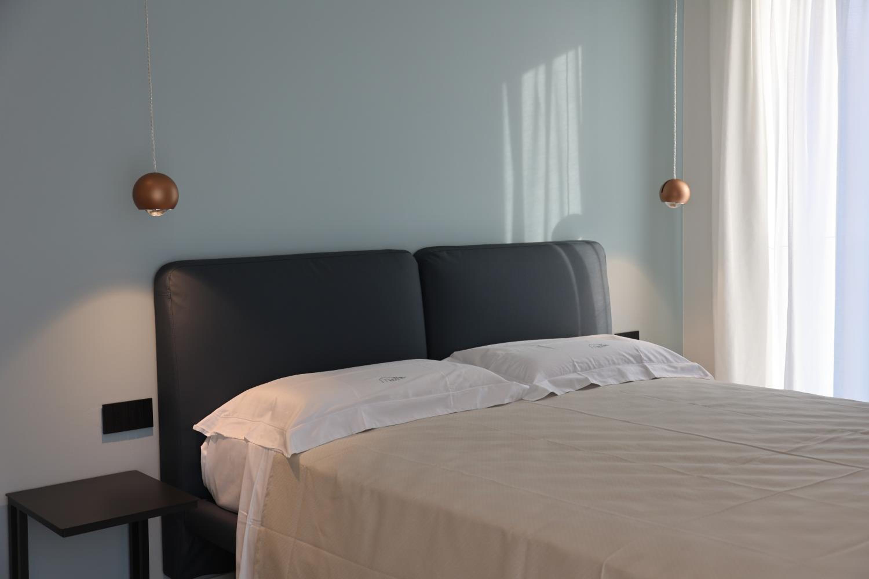 One-Bedroom Apartment with Terrace photo 1