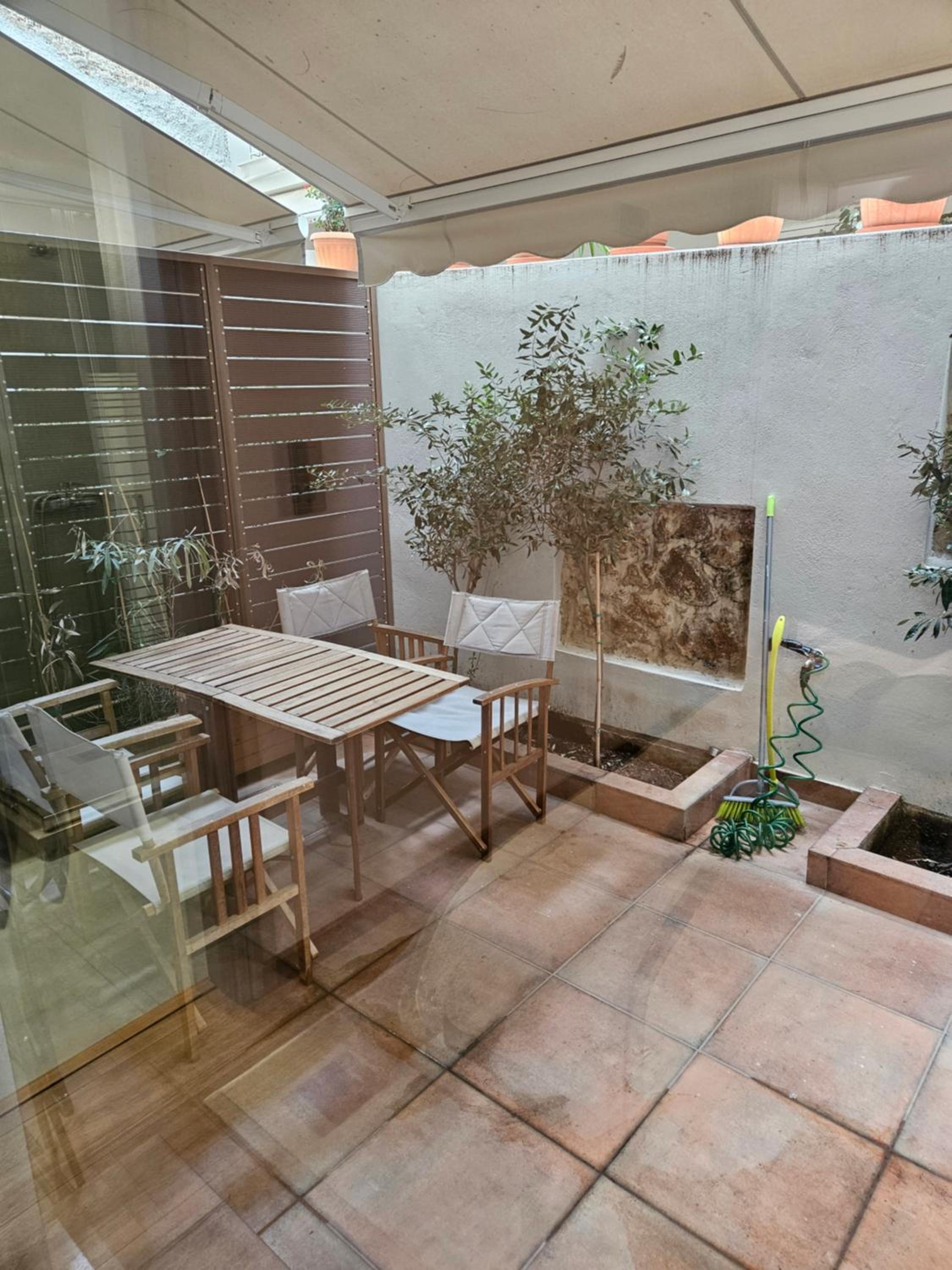 Apartment - Ground Floor photo 2