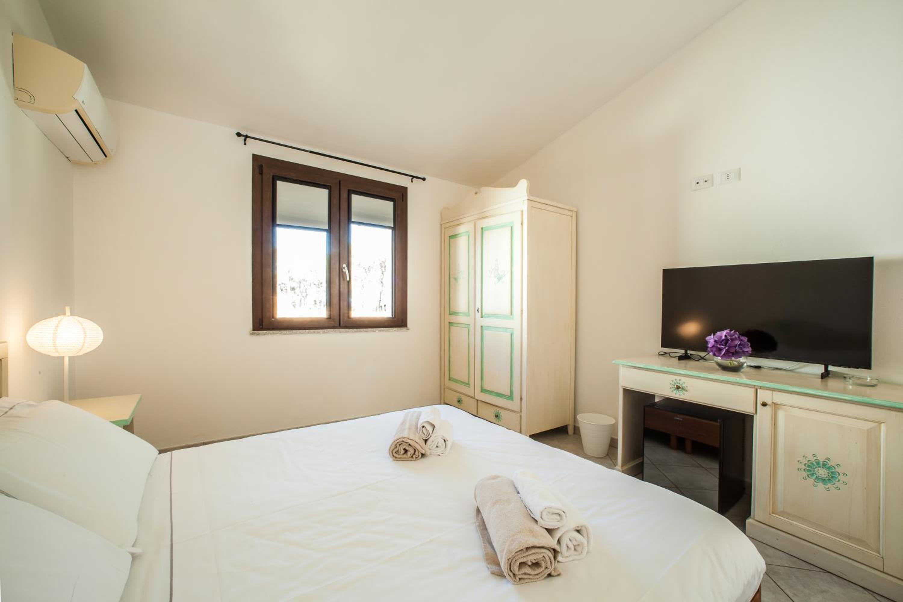 Economy Double Room photo 1
