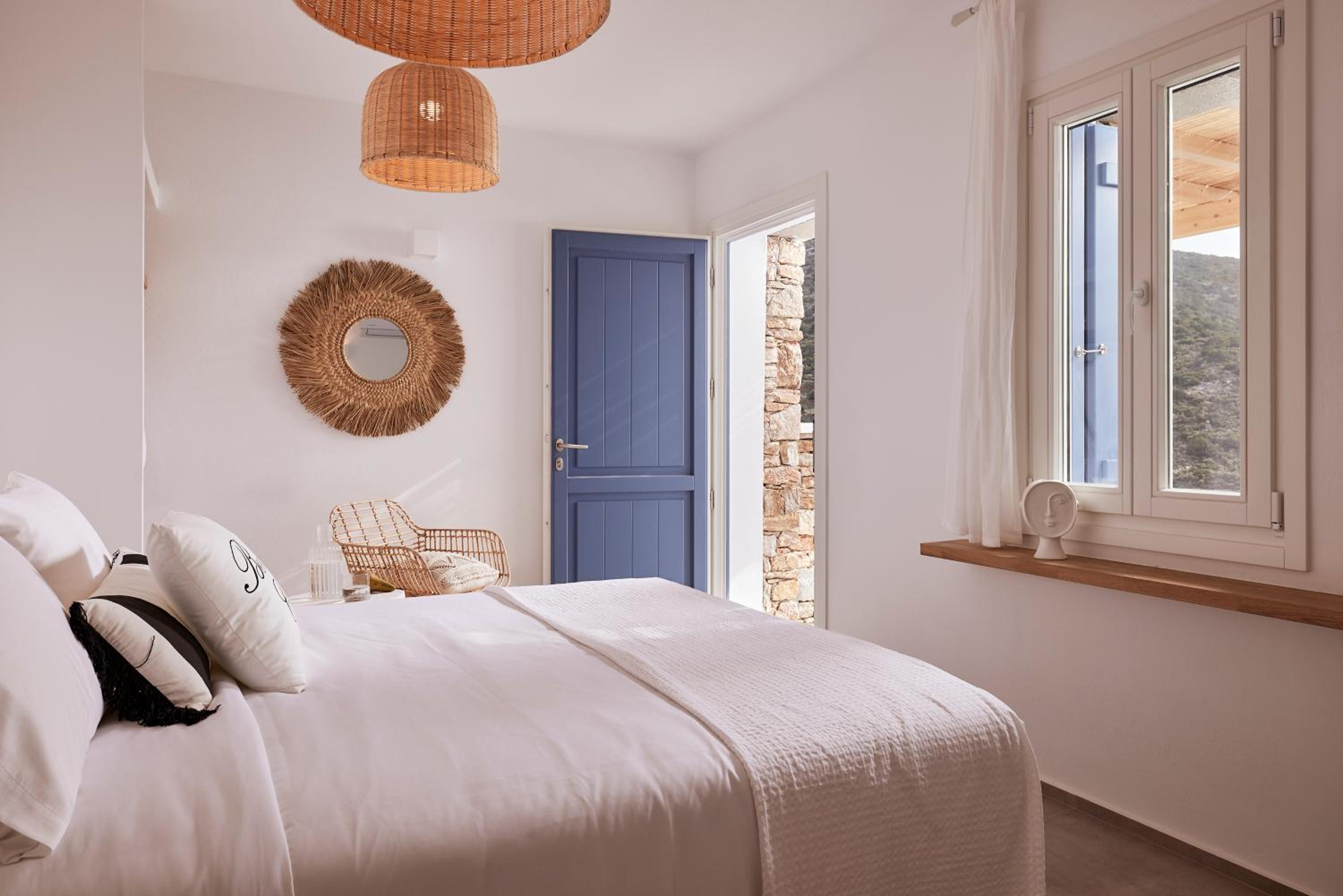 Deluxe Double Room with Sea View photo 3