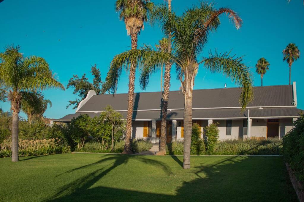 Villa photo 2