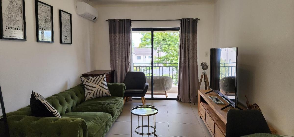 Two-Bedroom Apartment photo 2