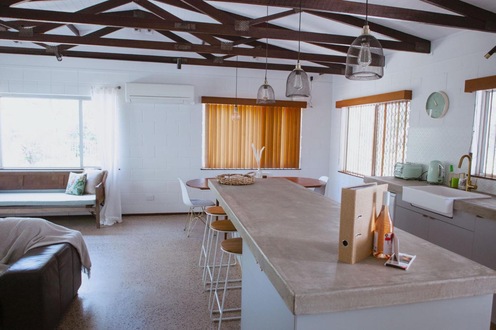 Three-Bedroom House photo 2