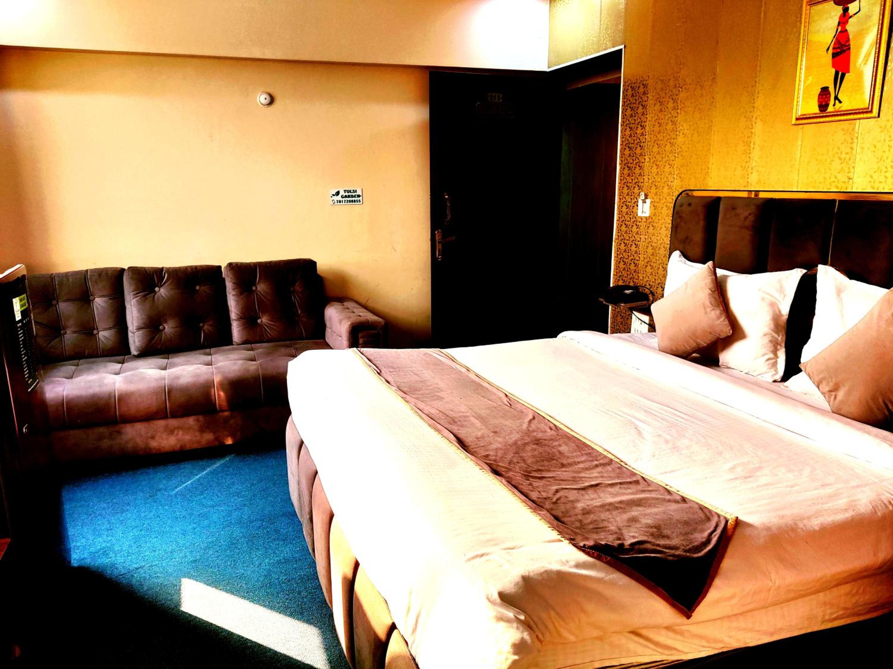 Deluxe Room - Photo 33