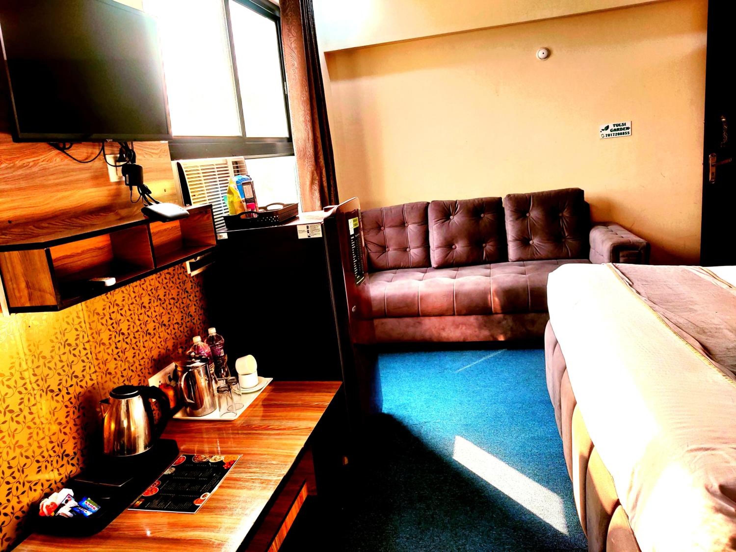 Deluxe Room - Photo 37