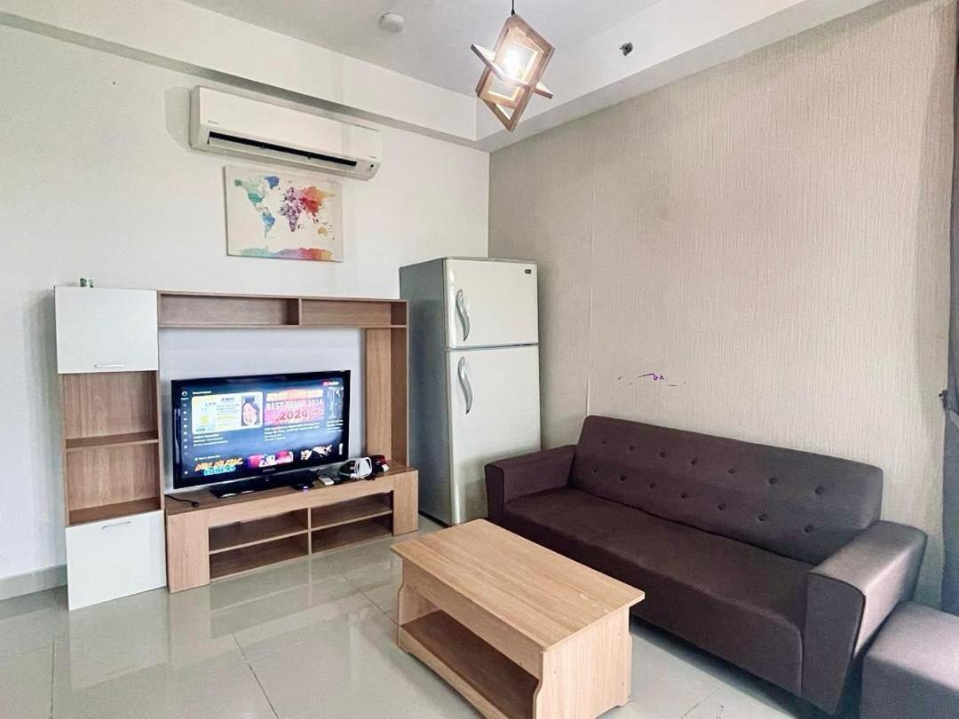 Studio Apartment photo 2