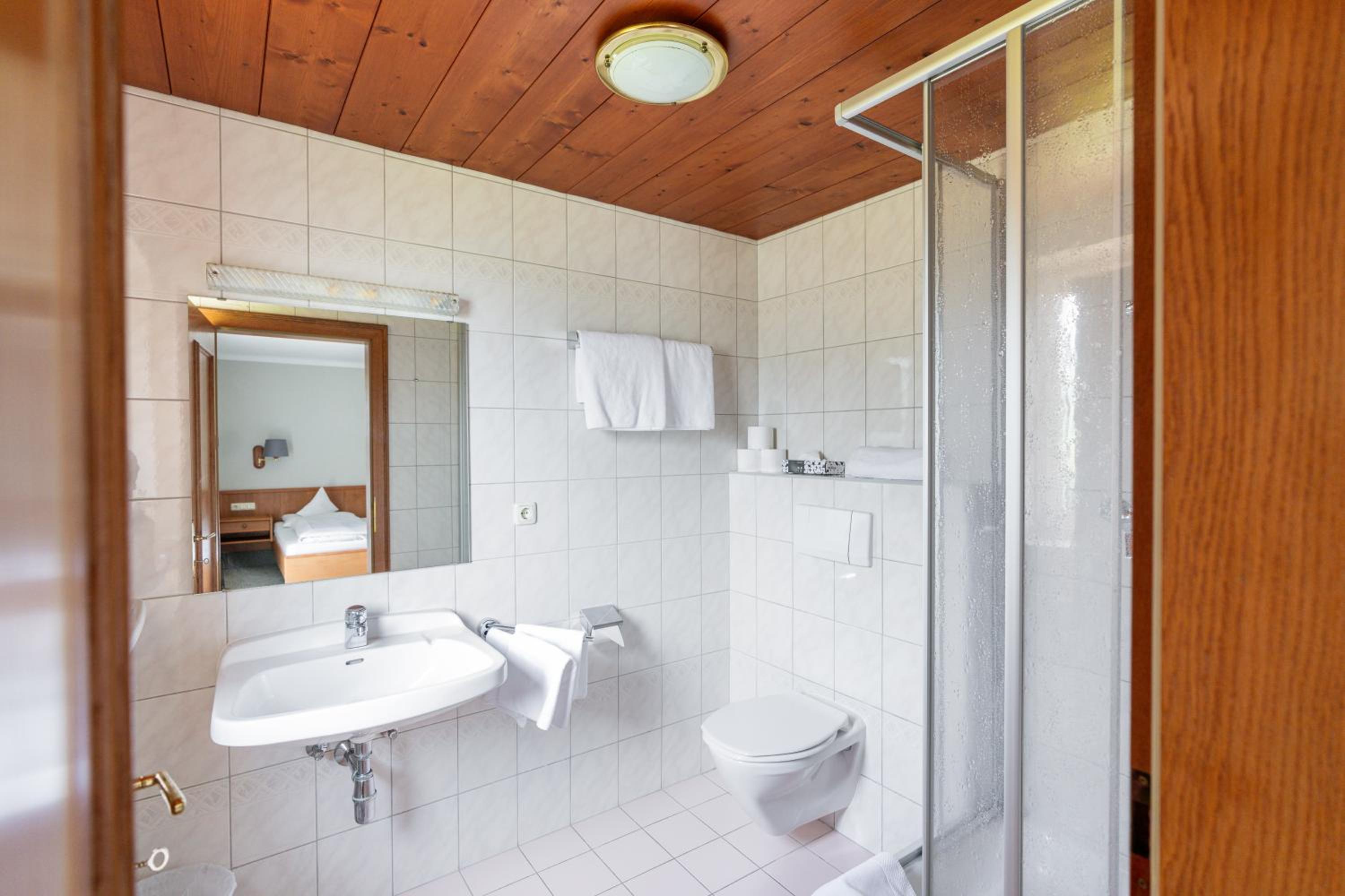 Triple Room - Annex (3 Stars) photo 3