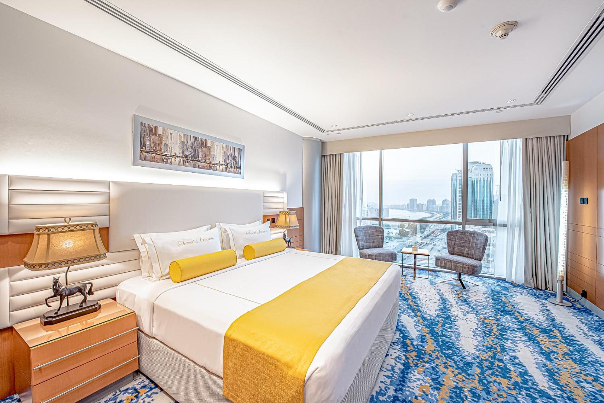 Grand Suite Waterfront thumbnail 6
