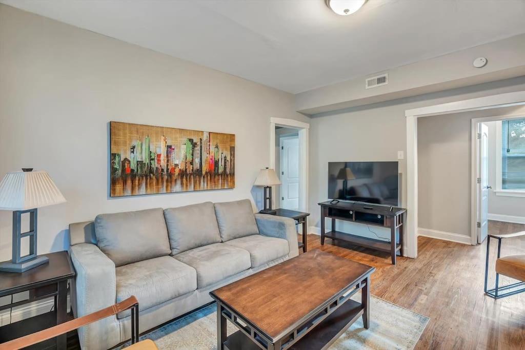 Apartment photo 1
