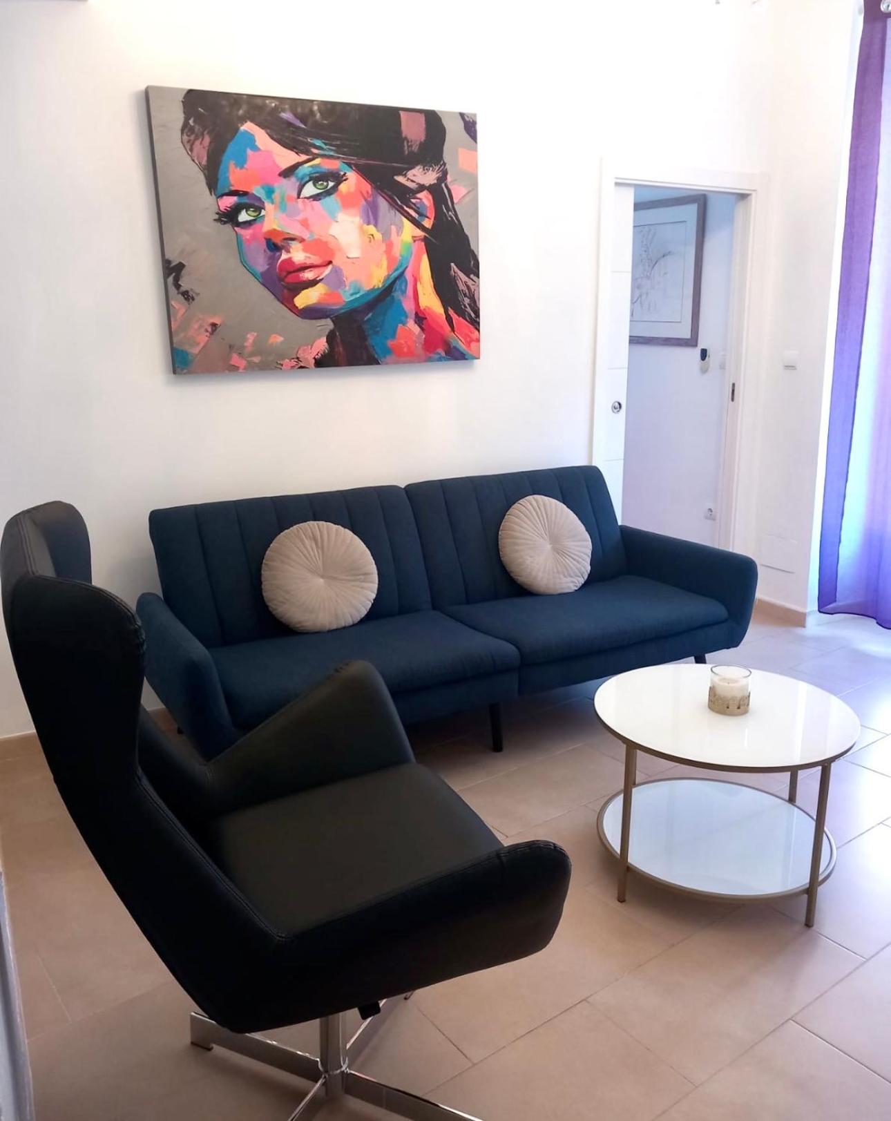 Apartment - Photo 2