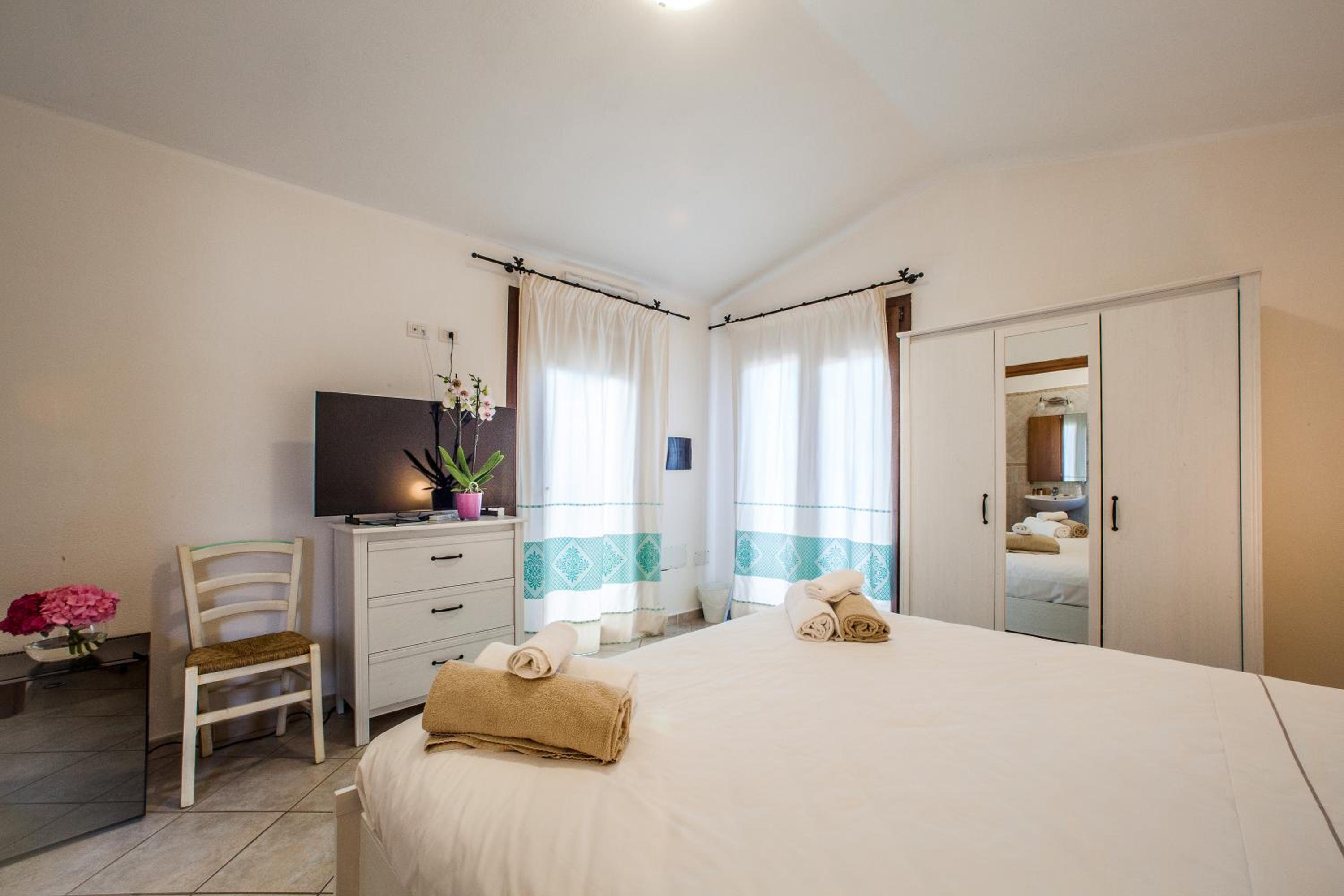 Double Room with Sea View - Photo 1