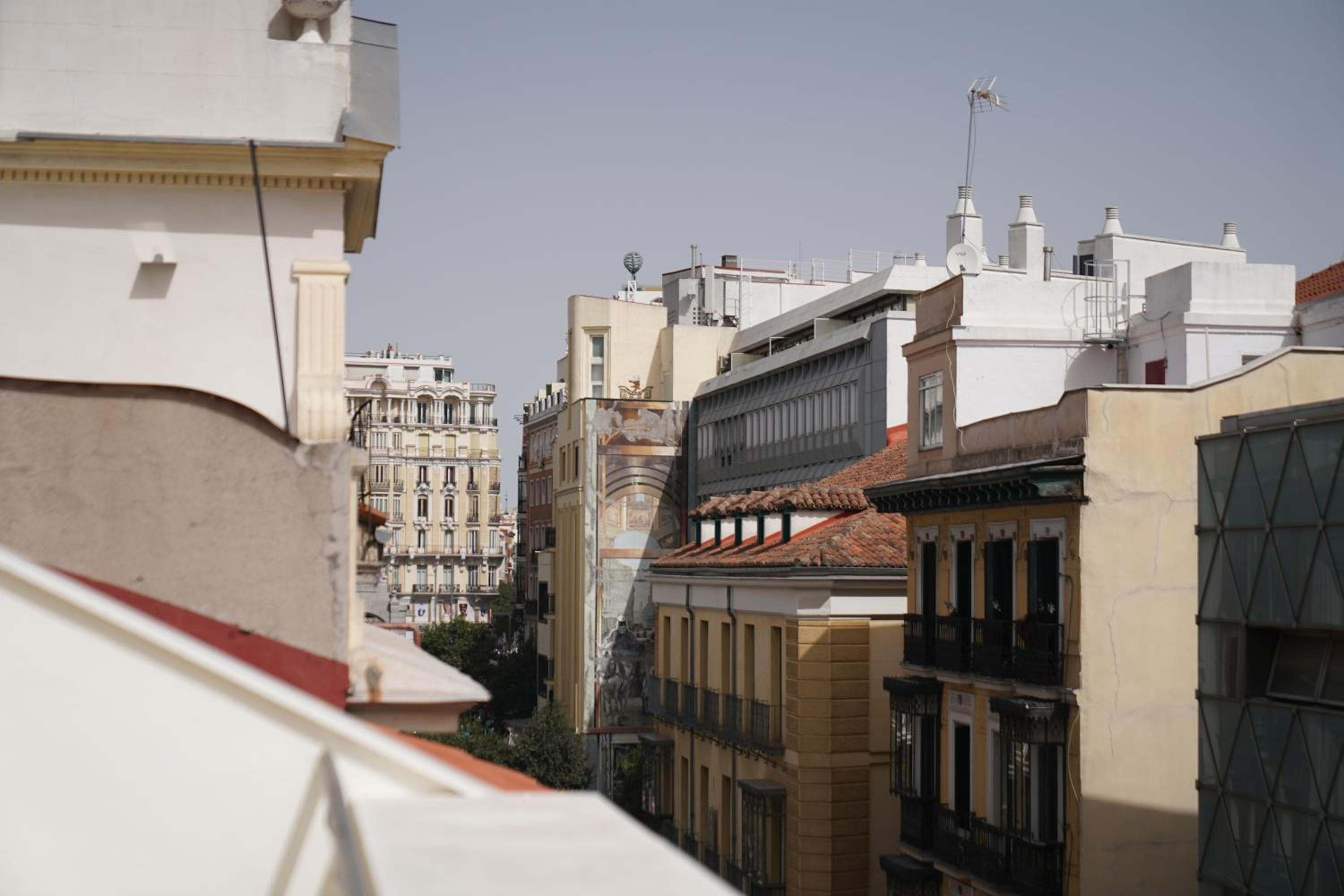 1 Bedroom Apartment with Terrace photo 2