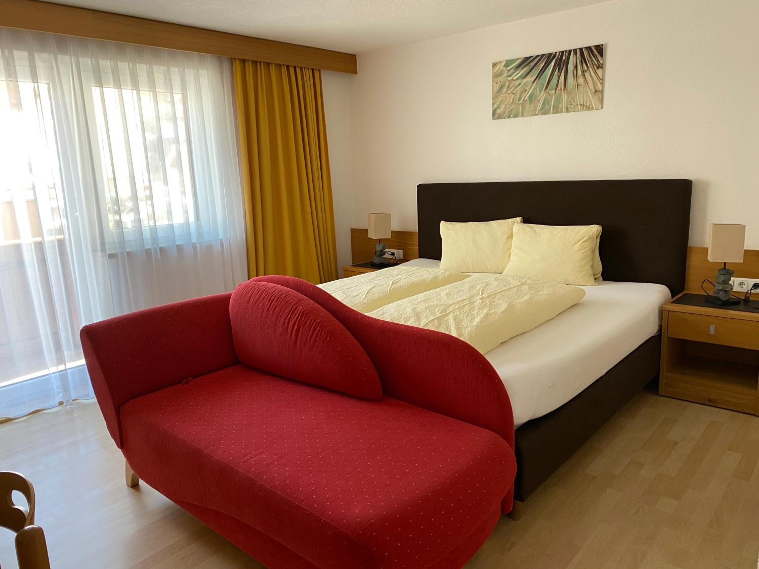 Double Room with Balcony (2 Adults + 1 Child) photo 1
