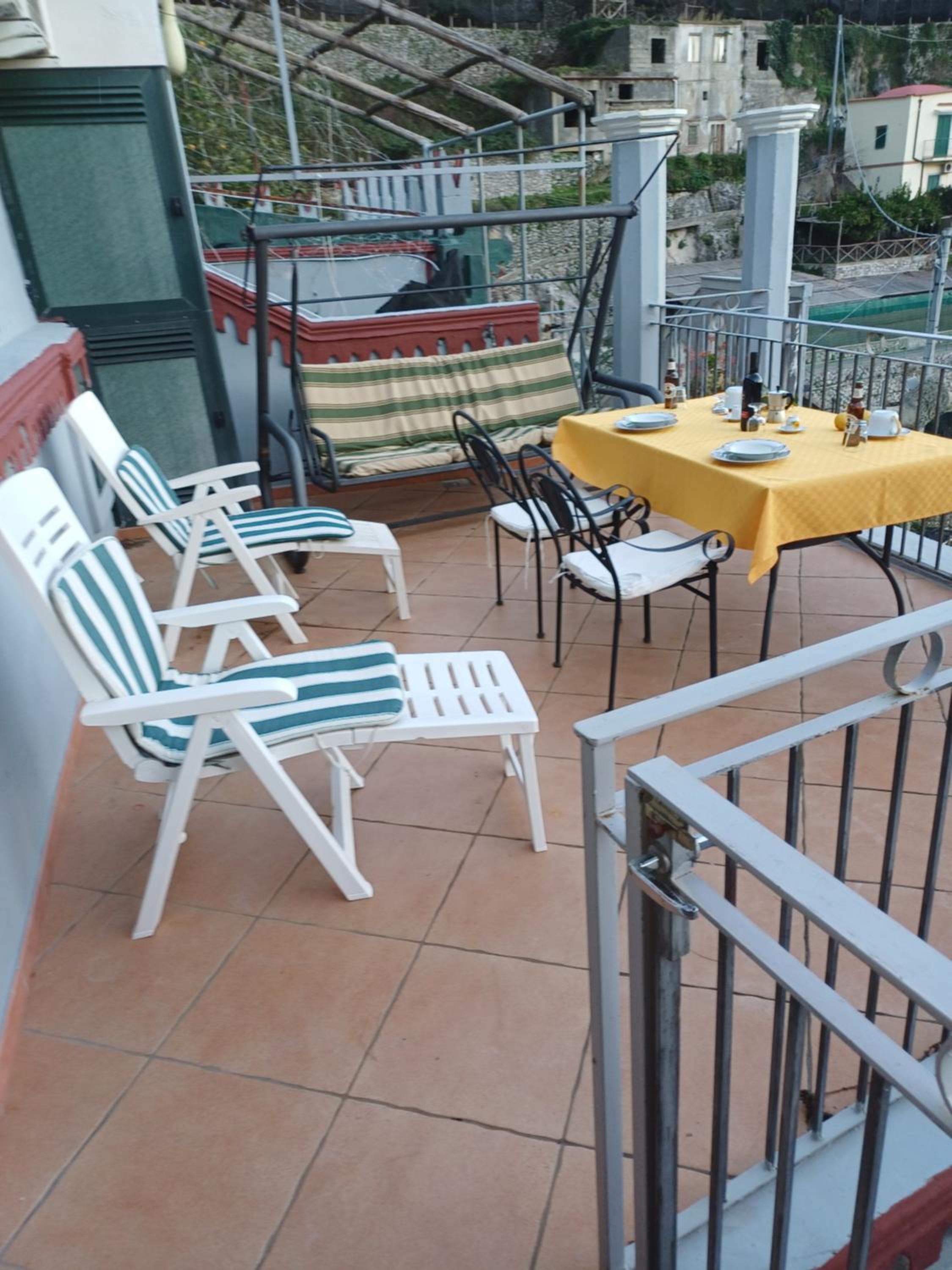 Two-Bedroom Apartment With Balcony photo 3
