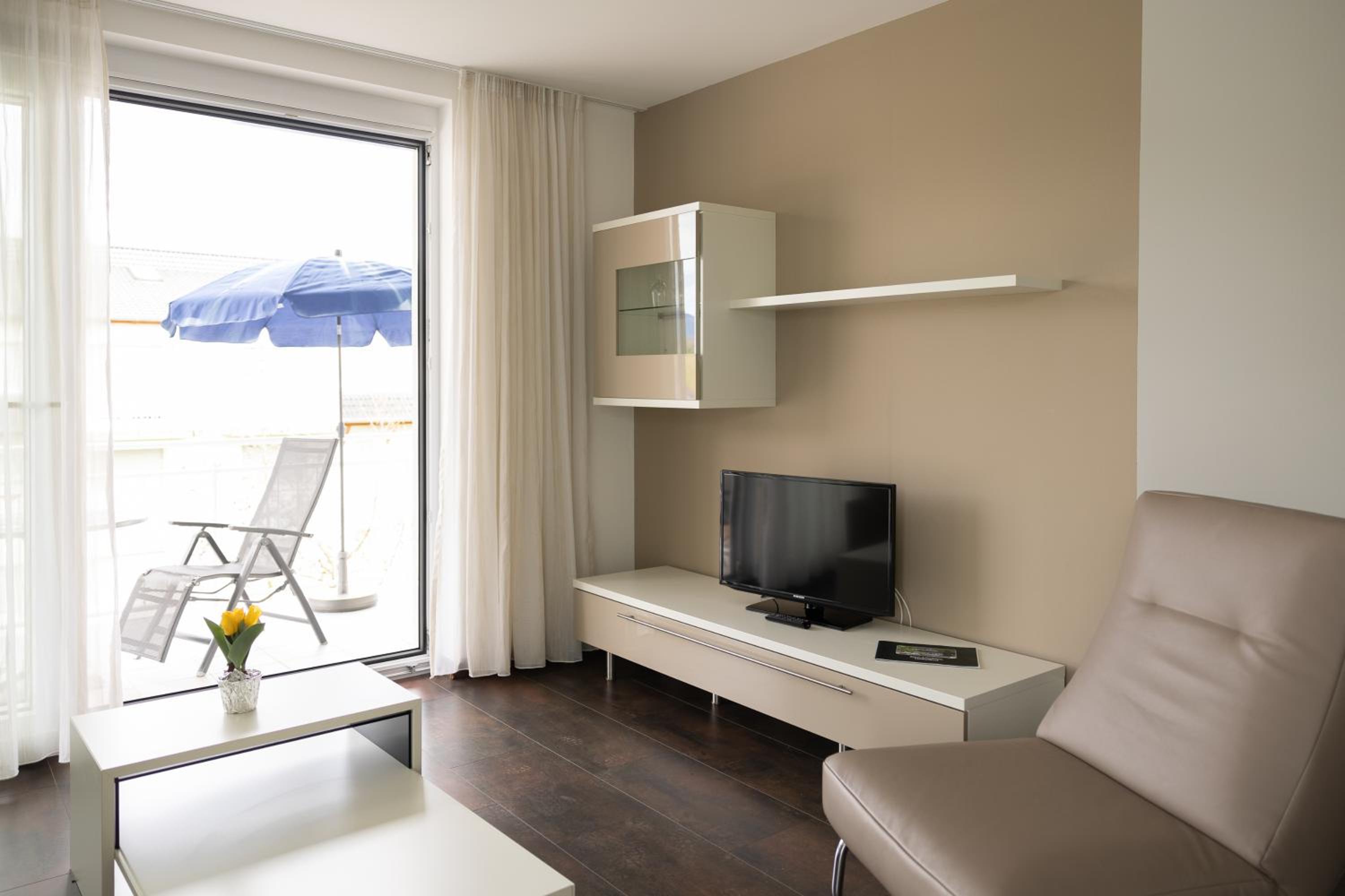 One-Bedroom Apartment photo 3