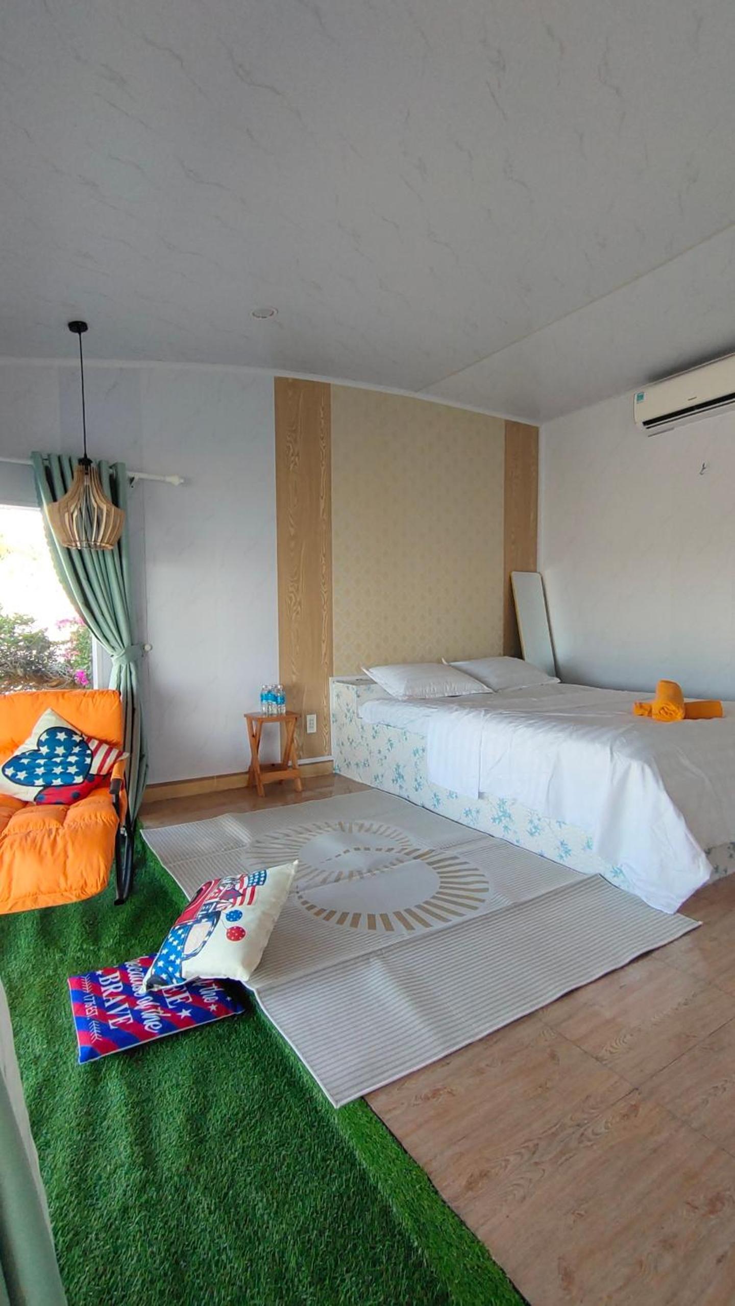 Standard Suite - Photo 3