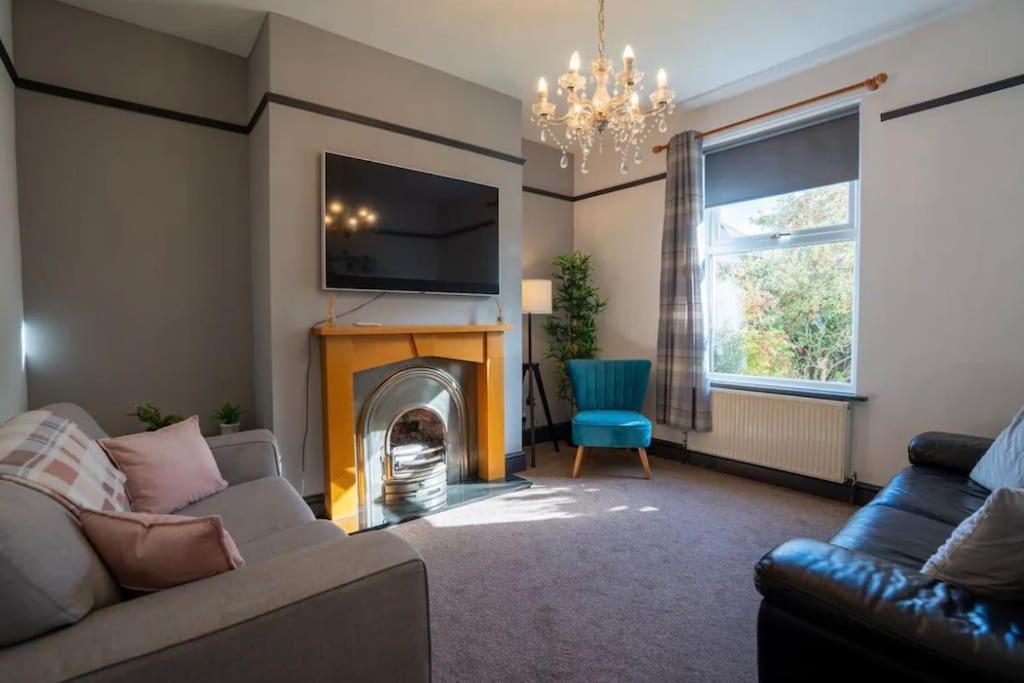 Three-Bedroom House photo 1