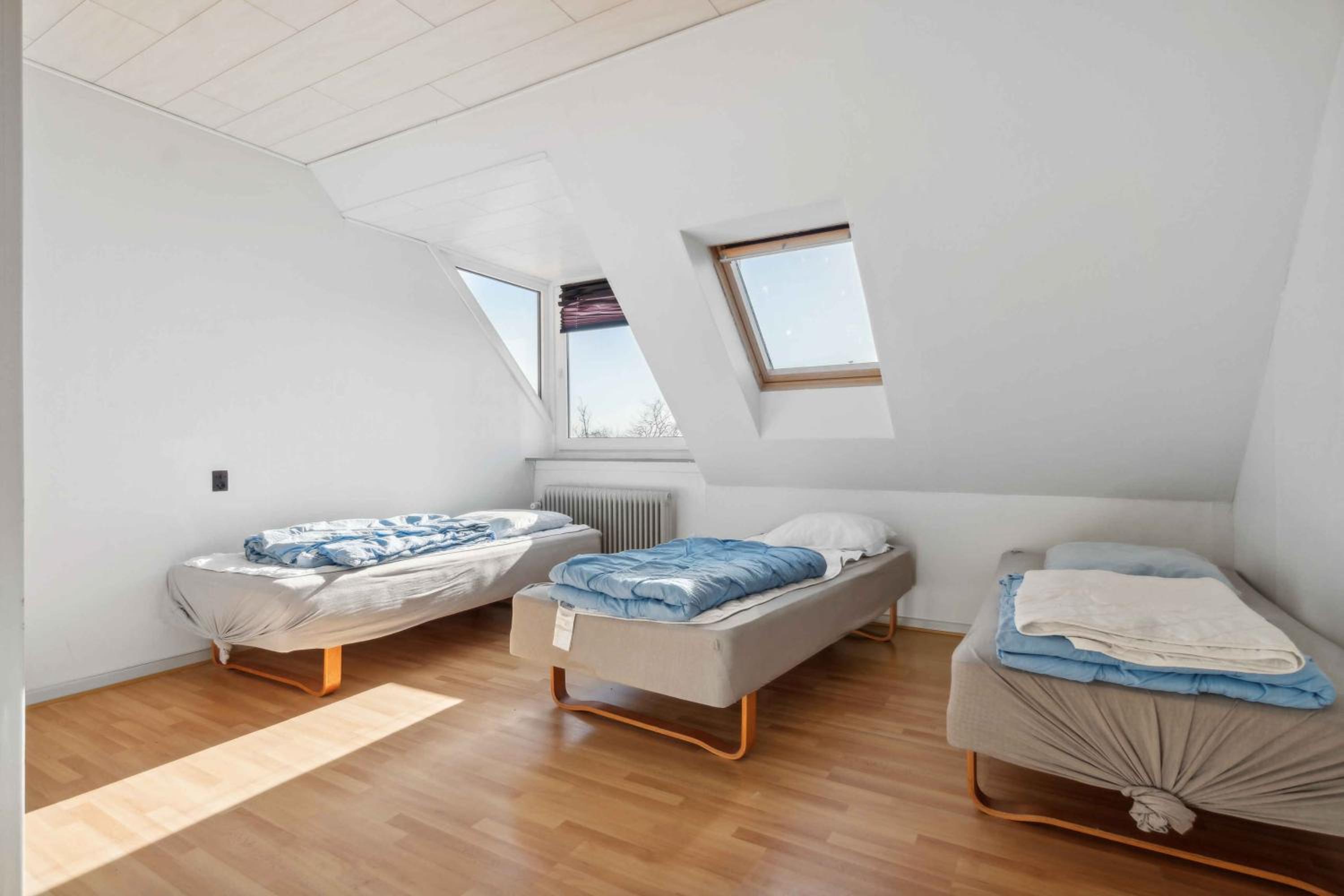 Fourteen-Bedroom Holiday home photo 1