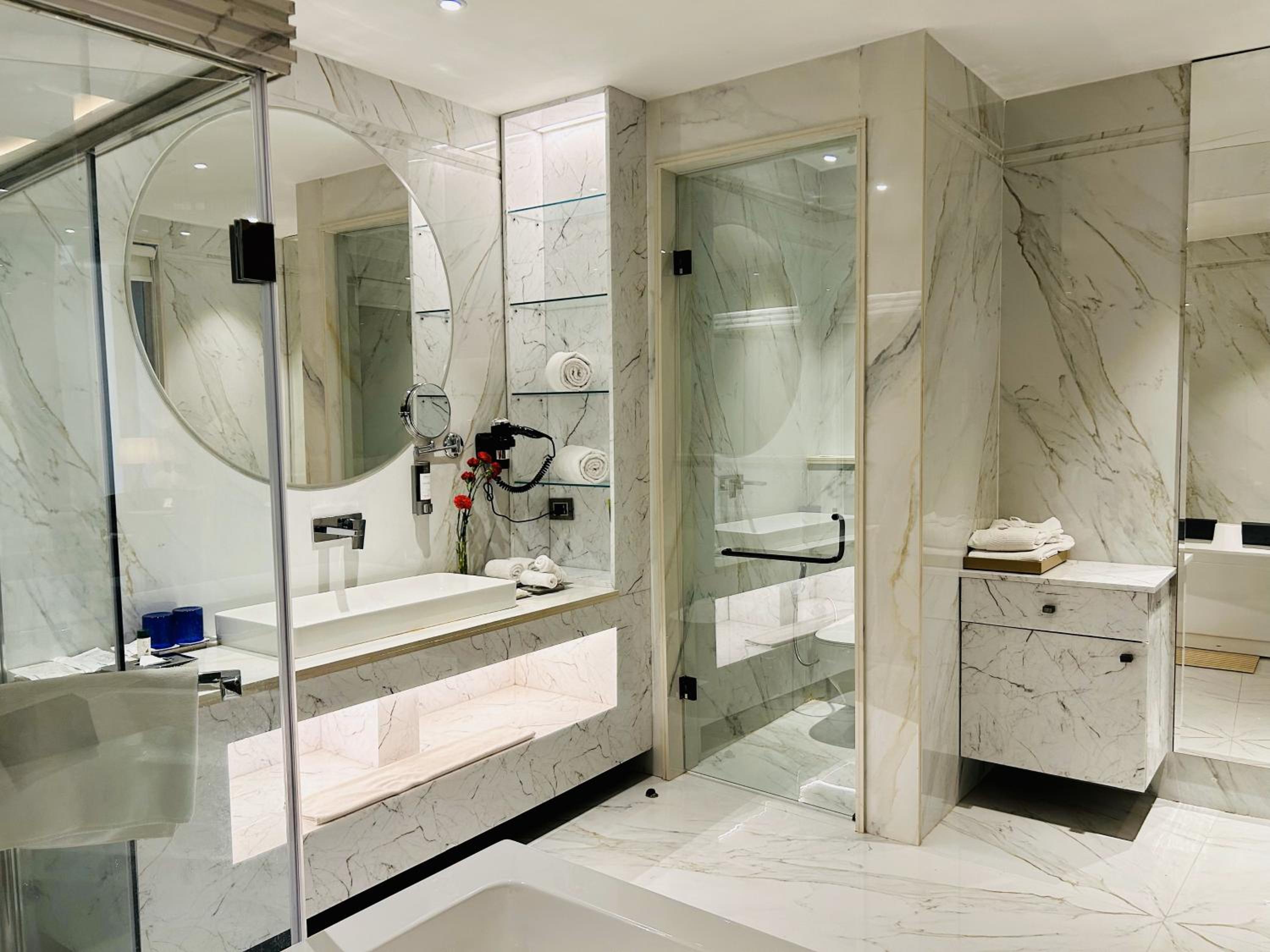 Presidential Suite photo 3