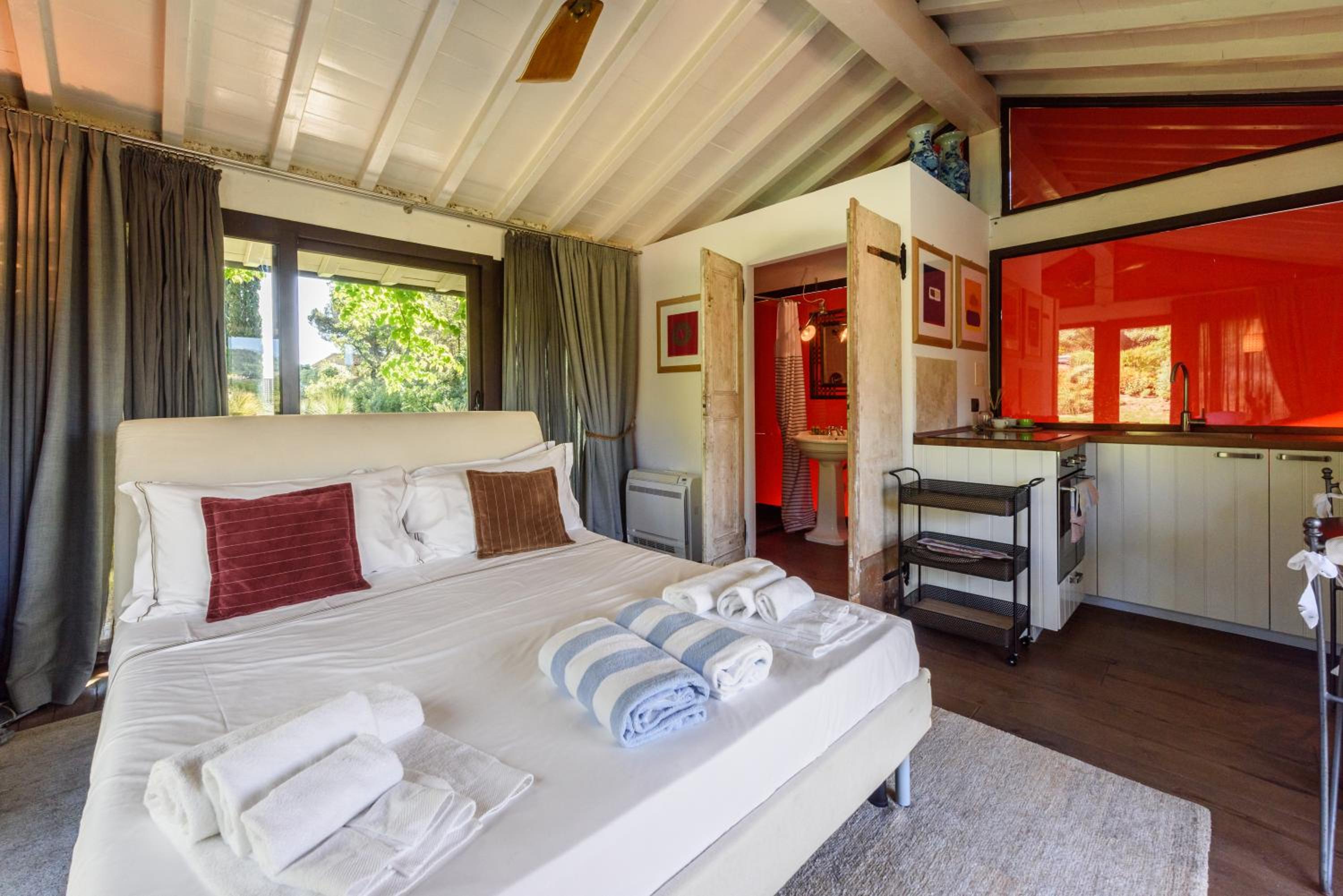 Deluxe Villa photo 2